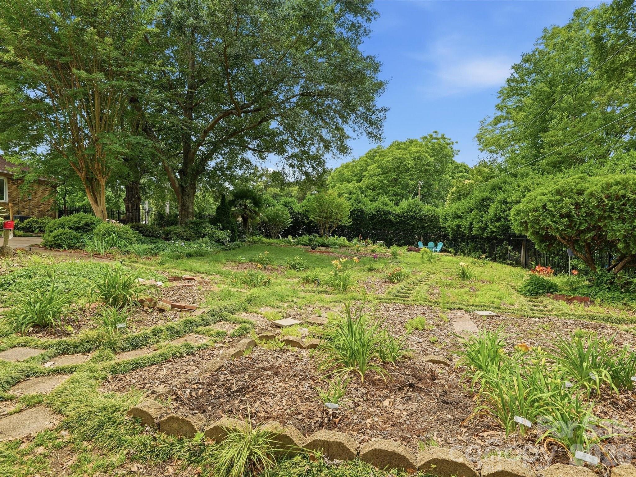 main property photo 42