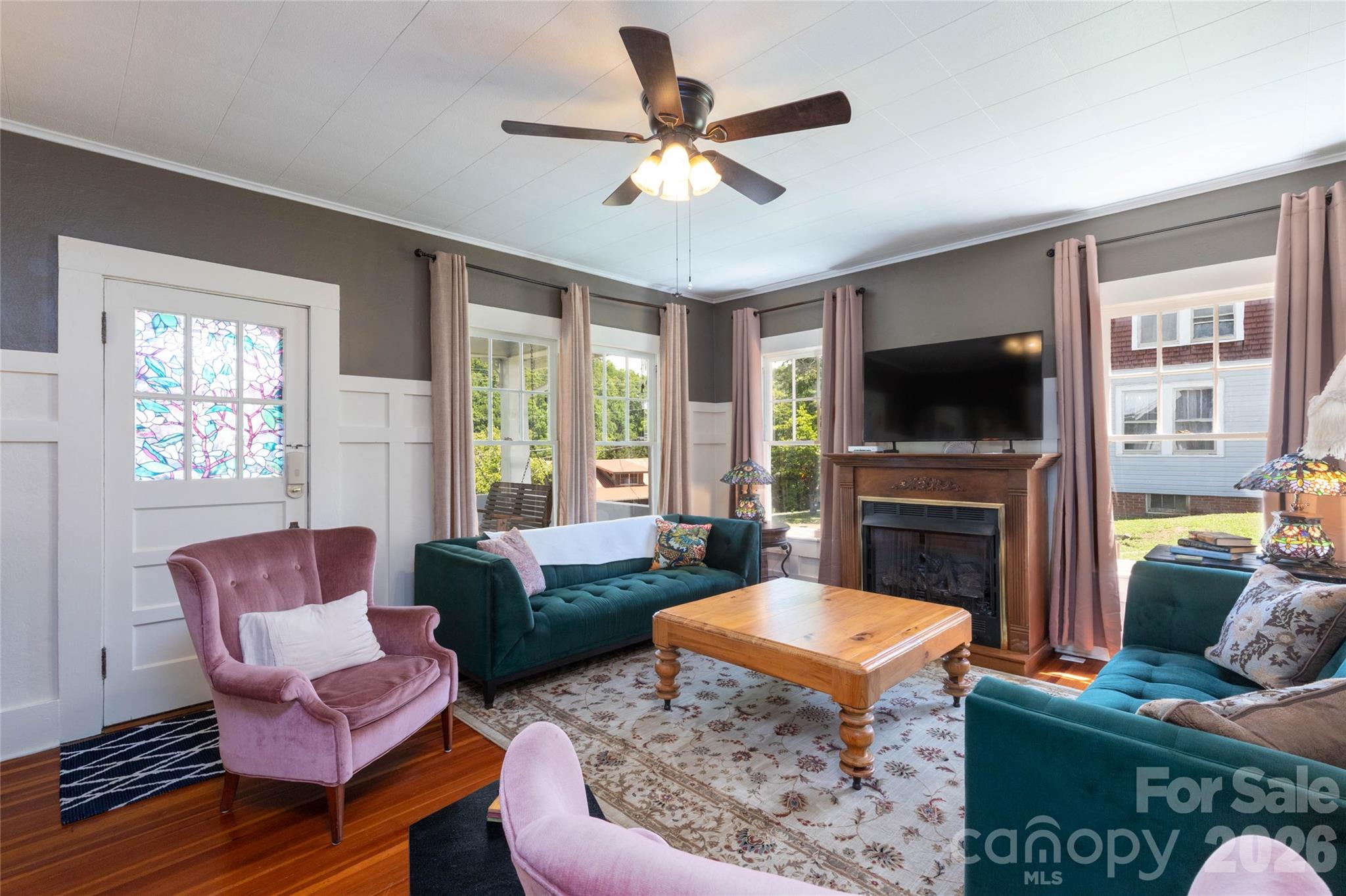main property photo 7
