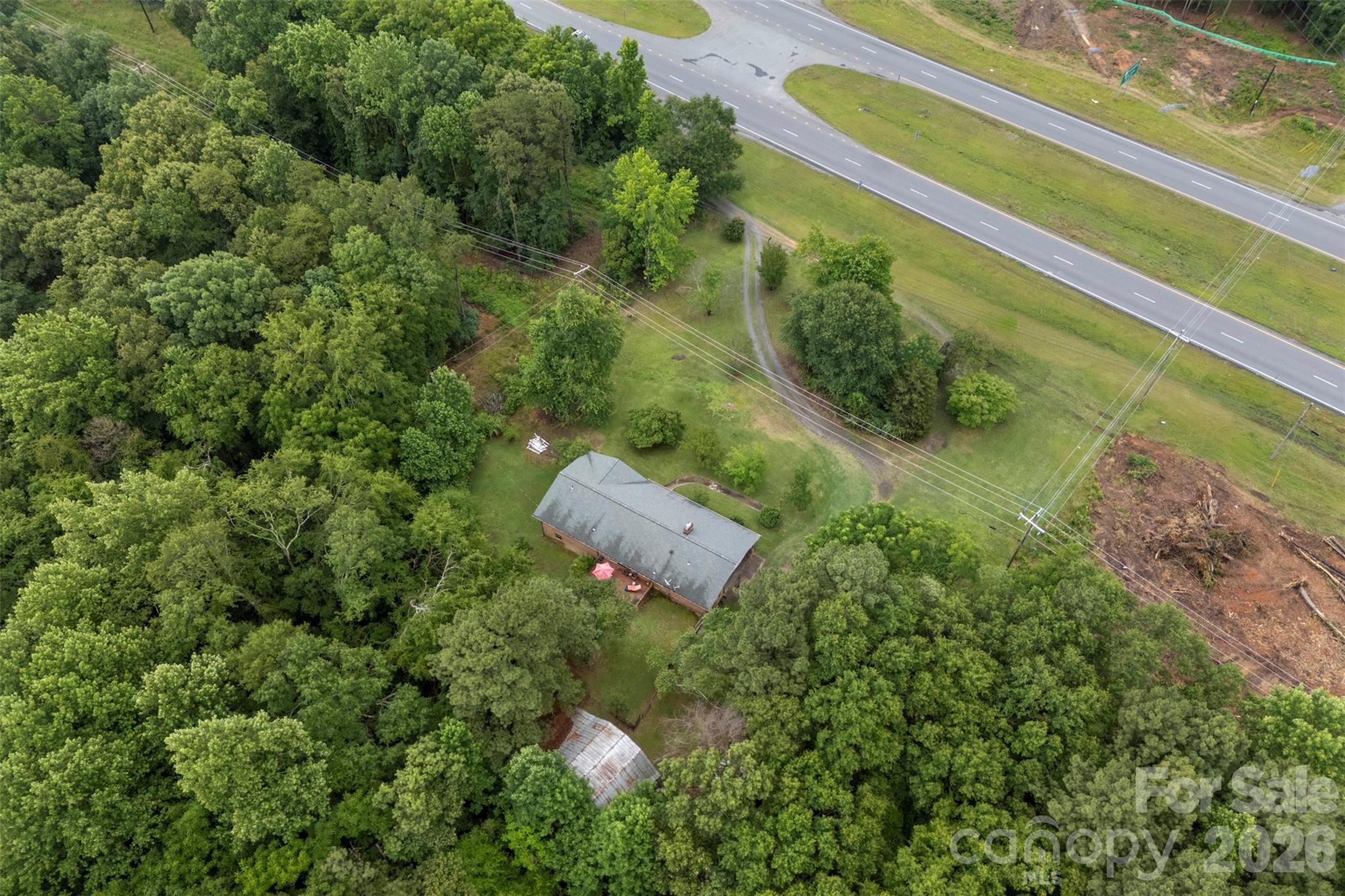 main property photo 31