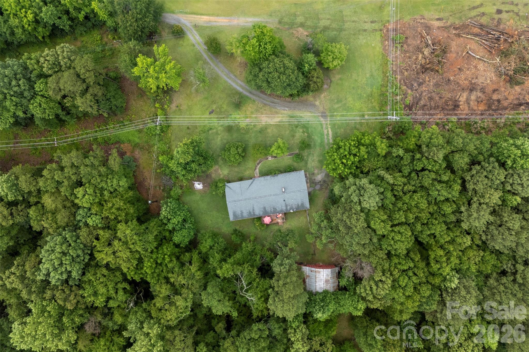 main property photo 32