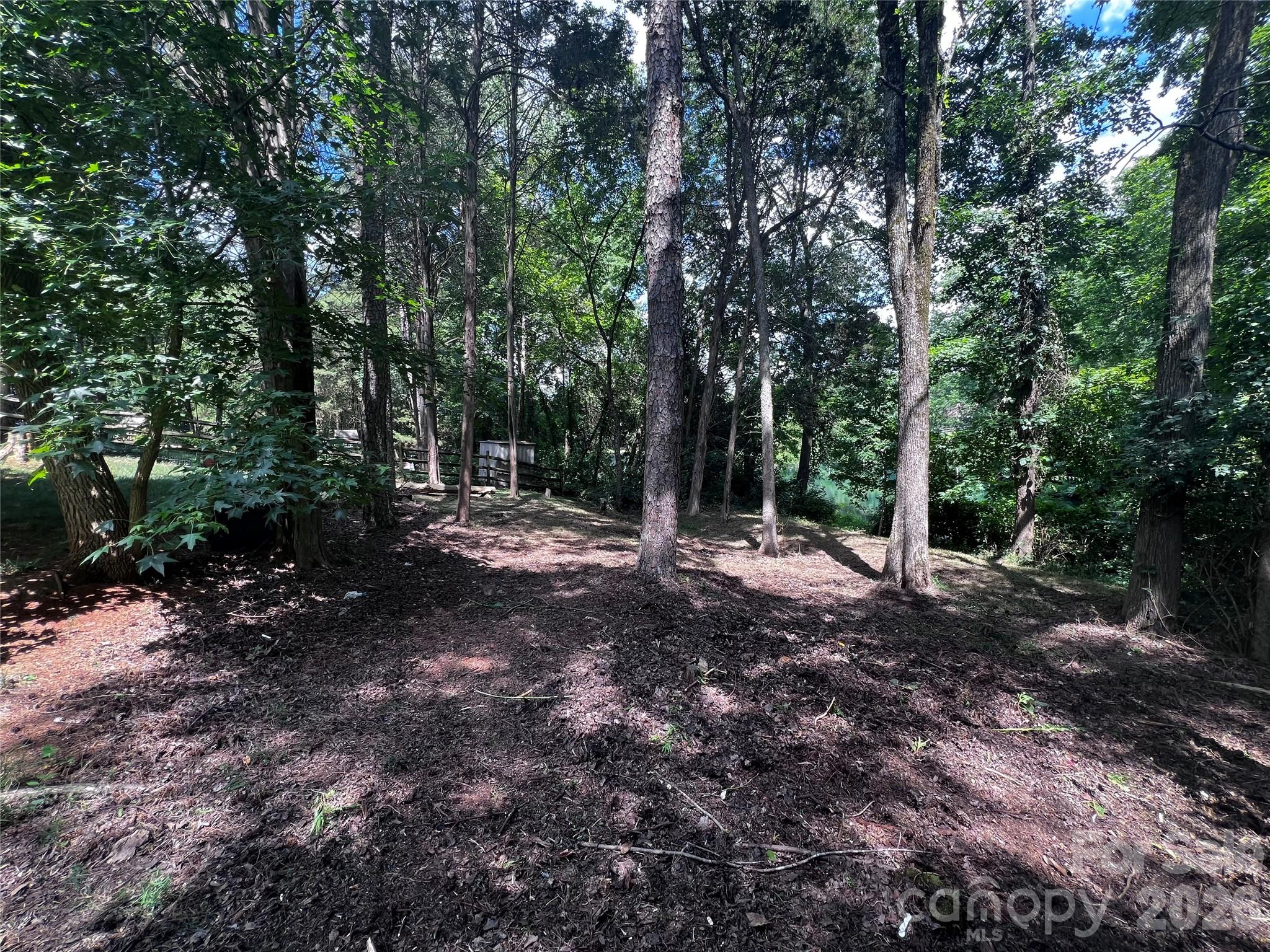 main property photo 40