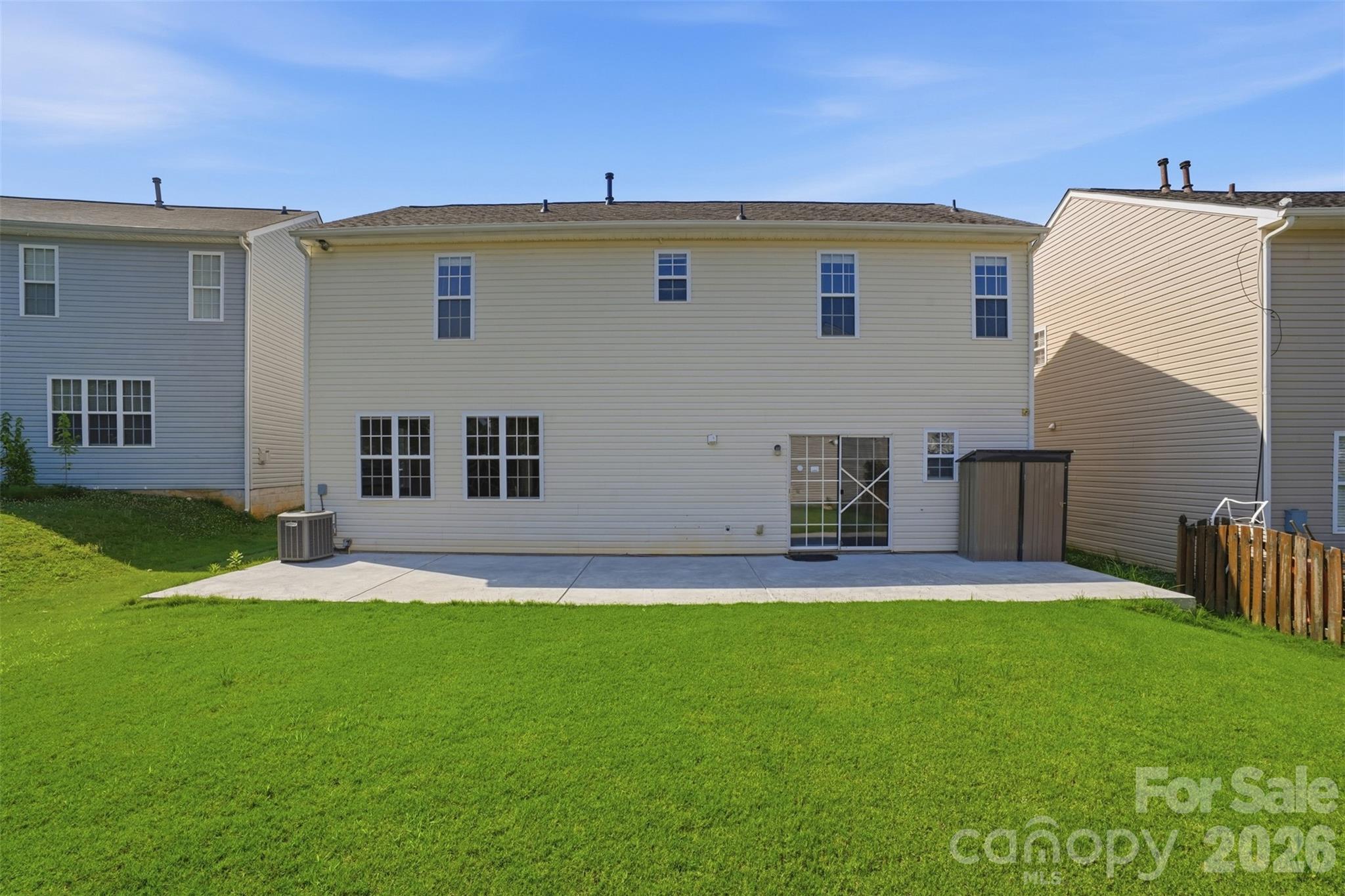 main property photo 6