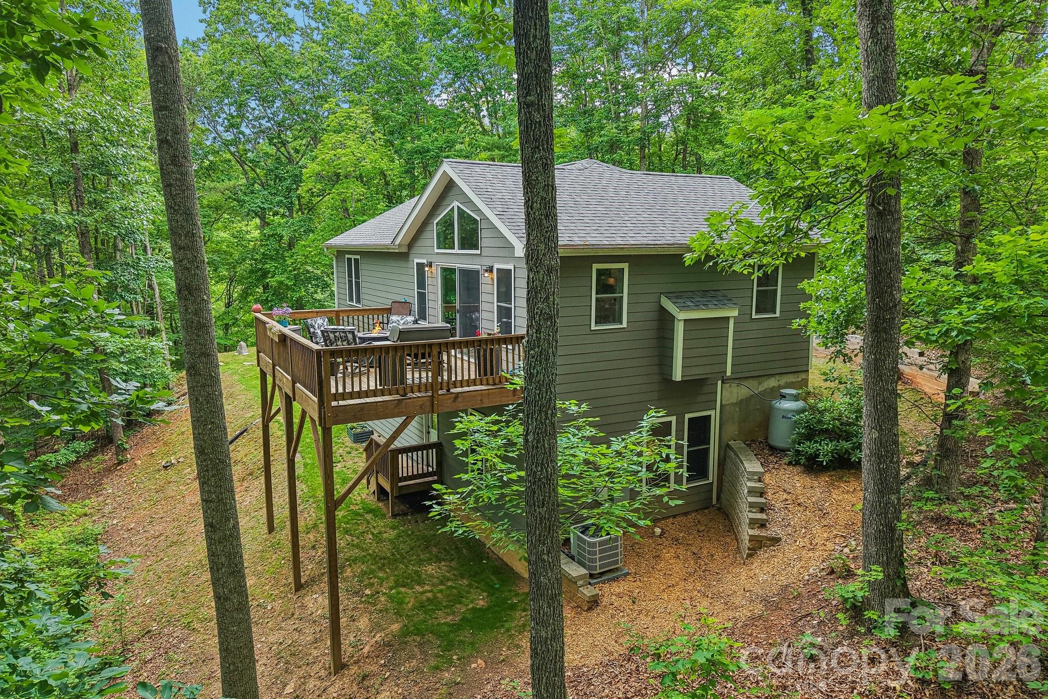 main property photo 35