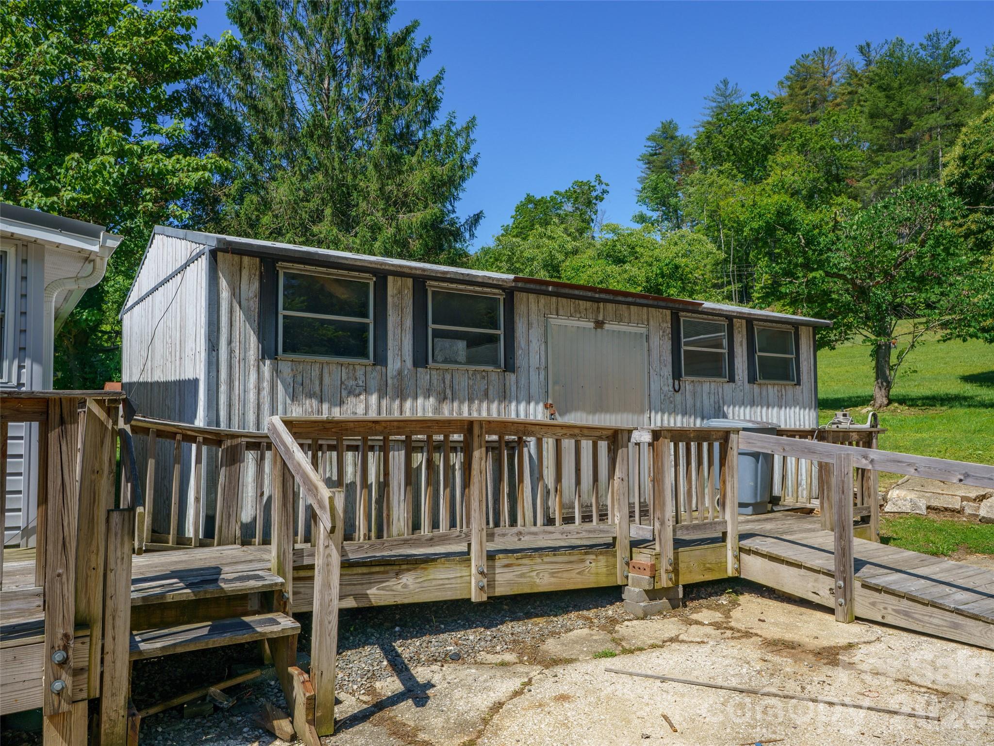 main property photo 26