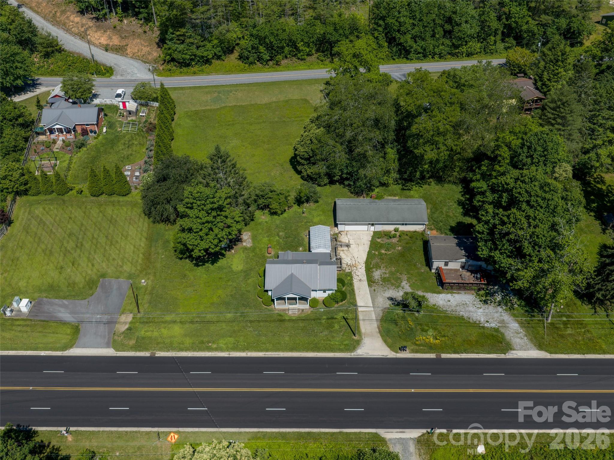 main property photo 27