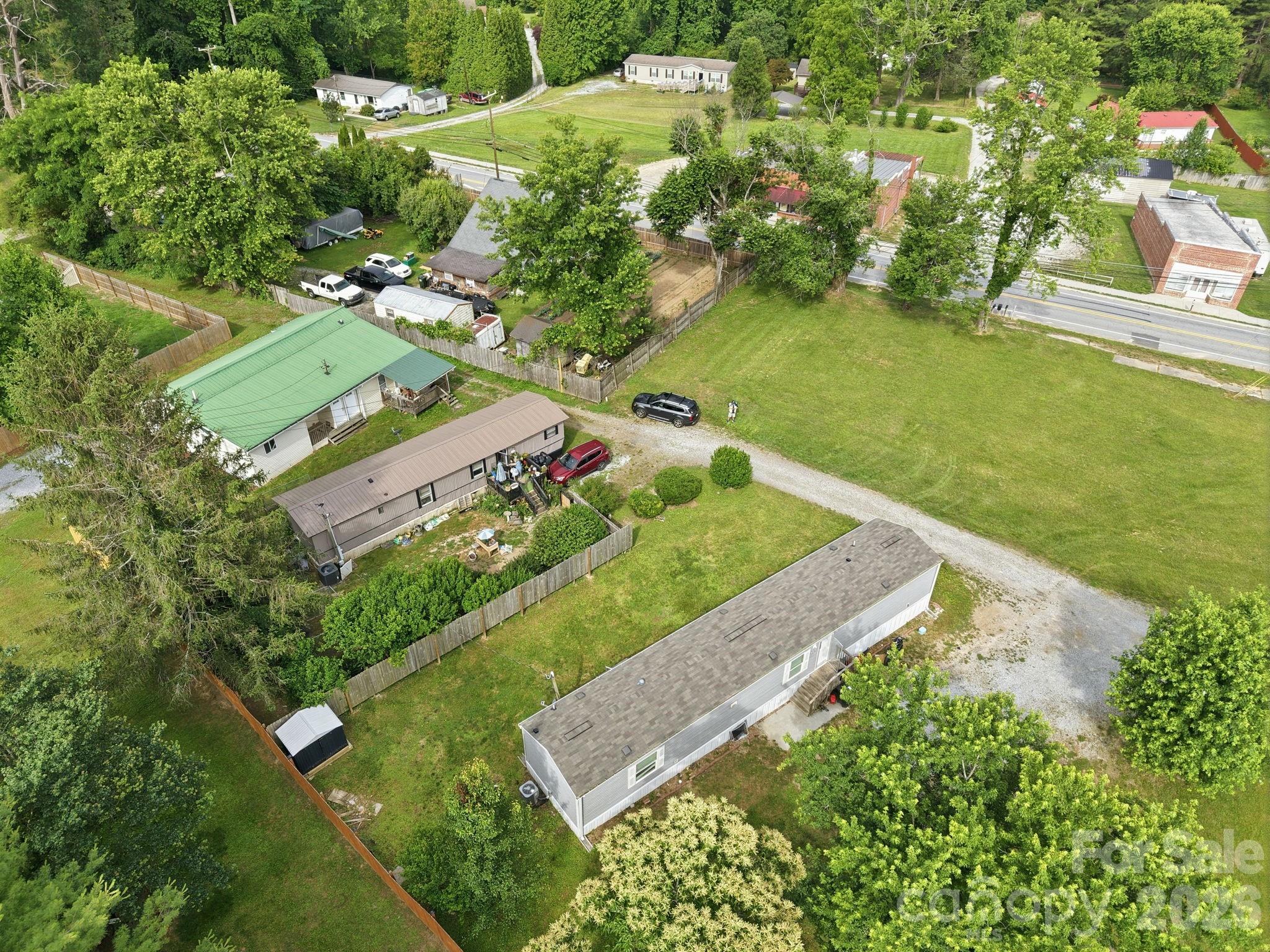 main property photo 5