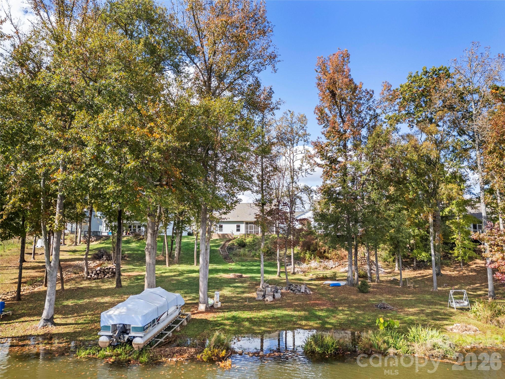 main property photo 25