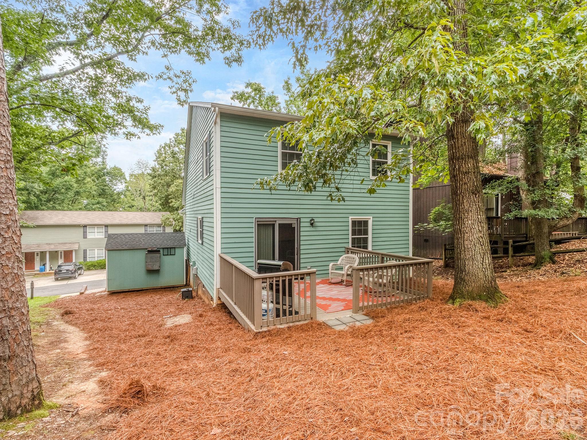 main property photo 24