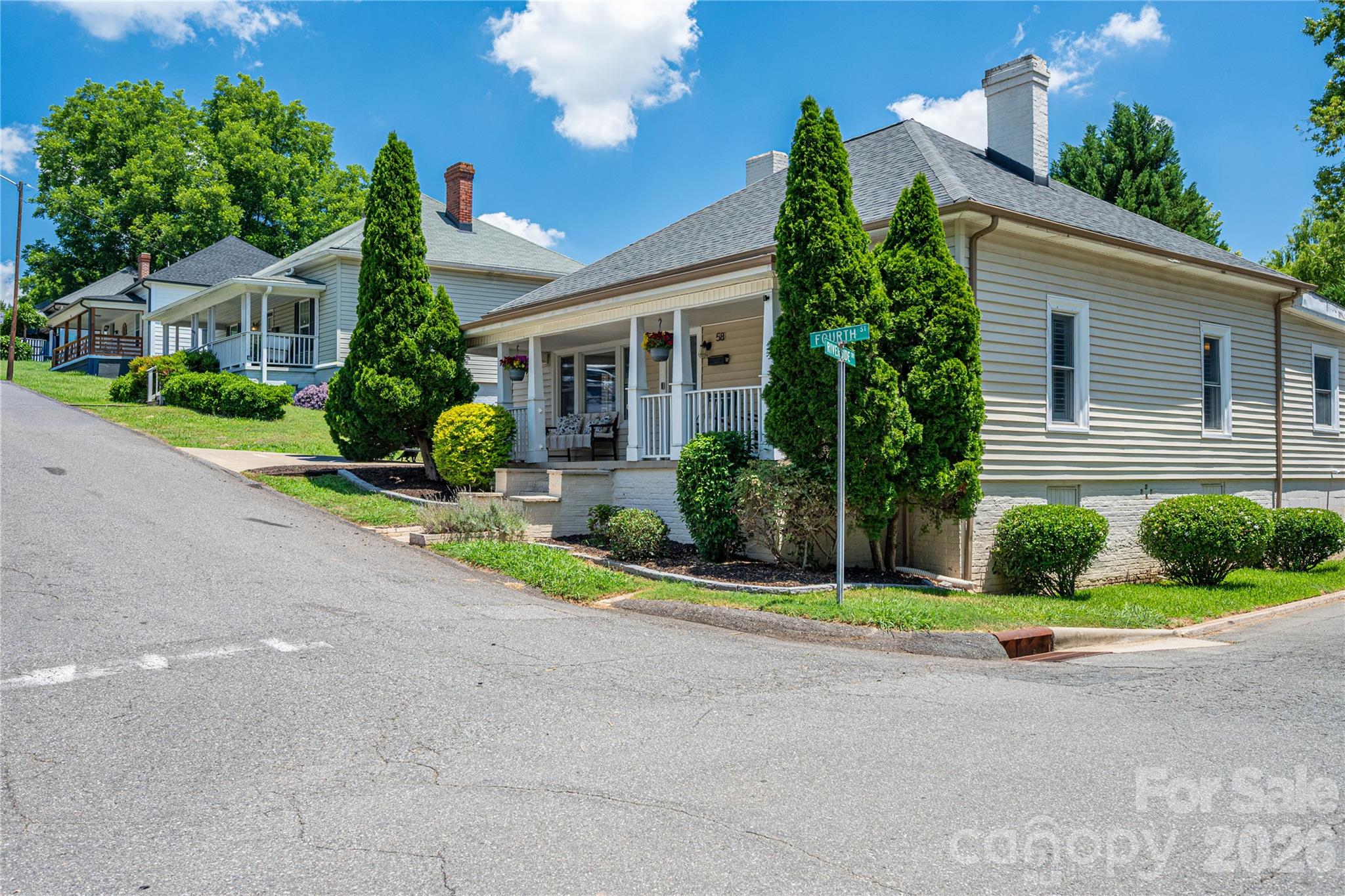 main property photo 32