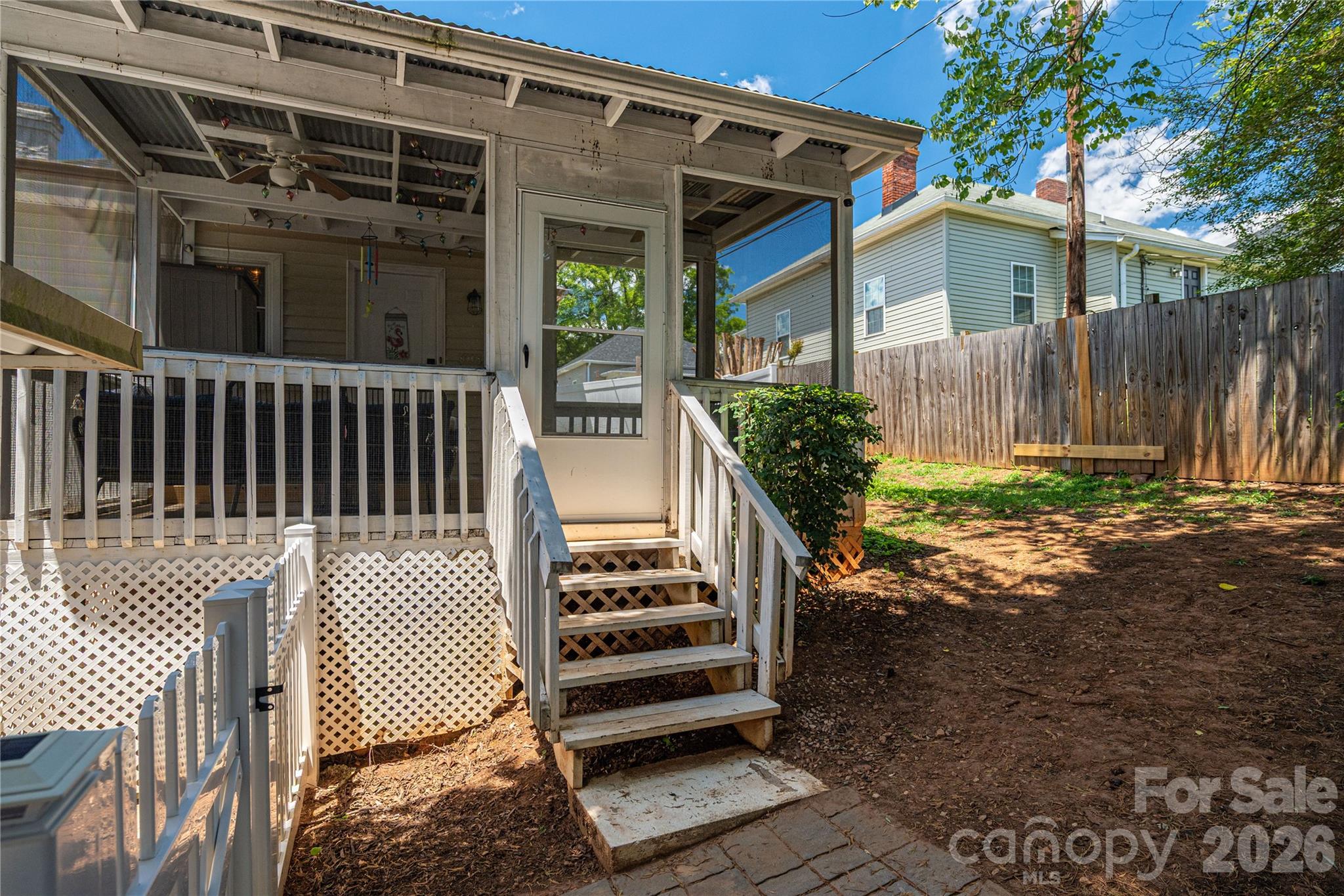 main property photo 37