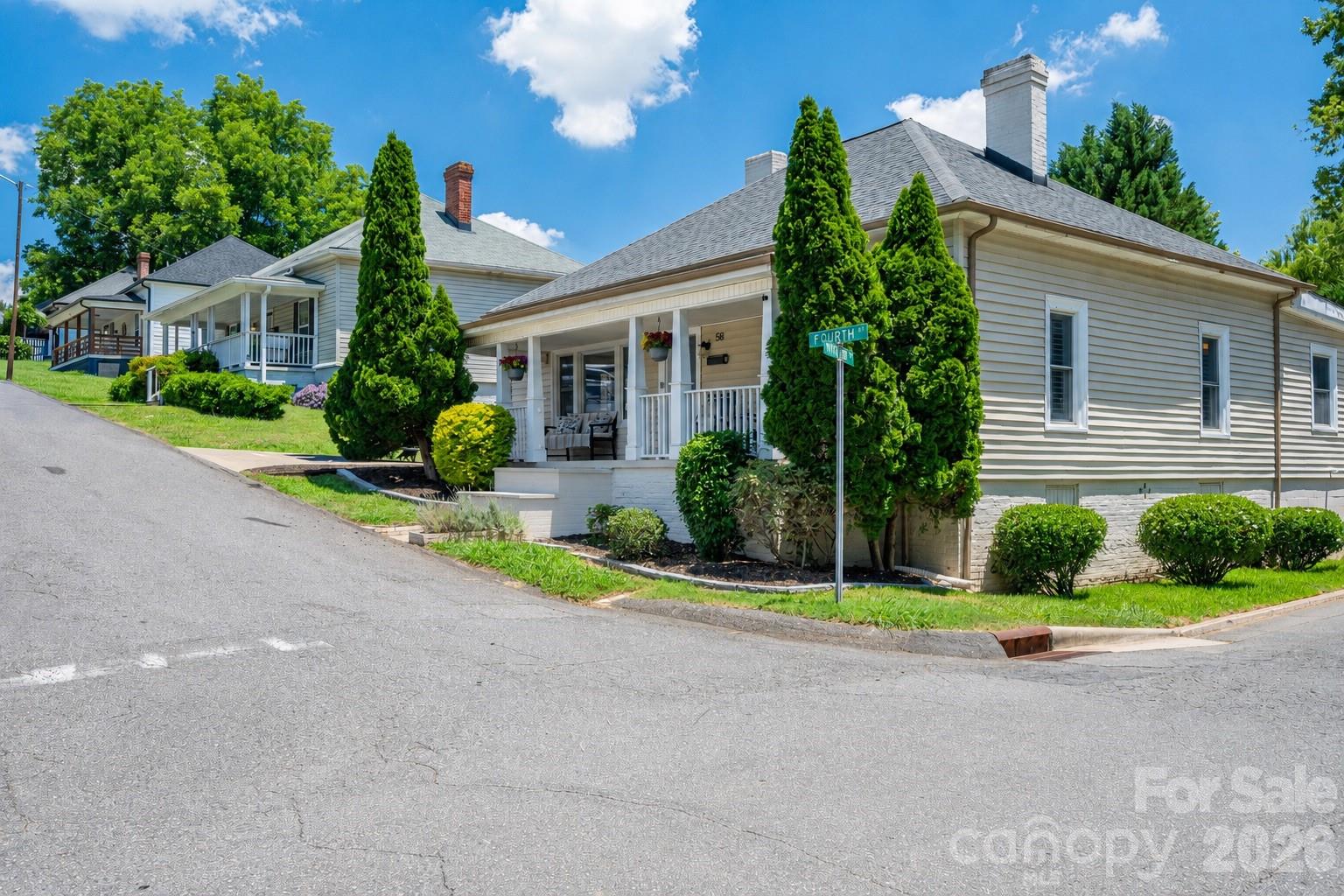 main property photo 9