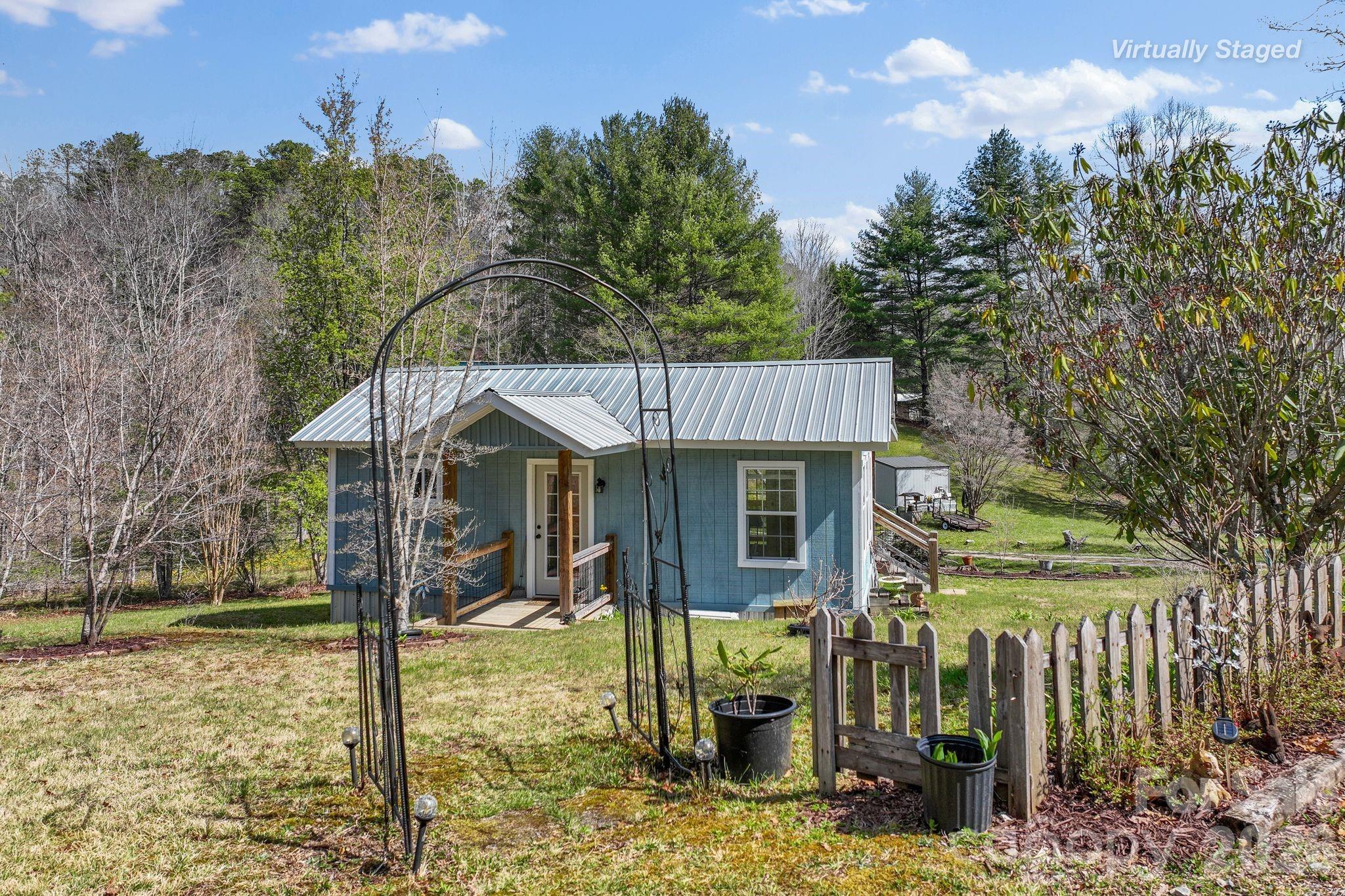 main property photo 3