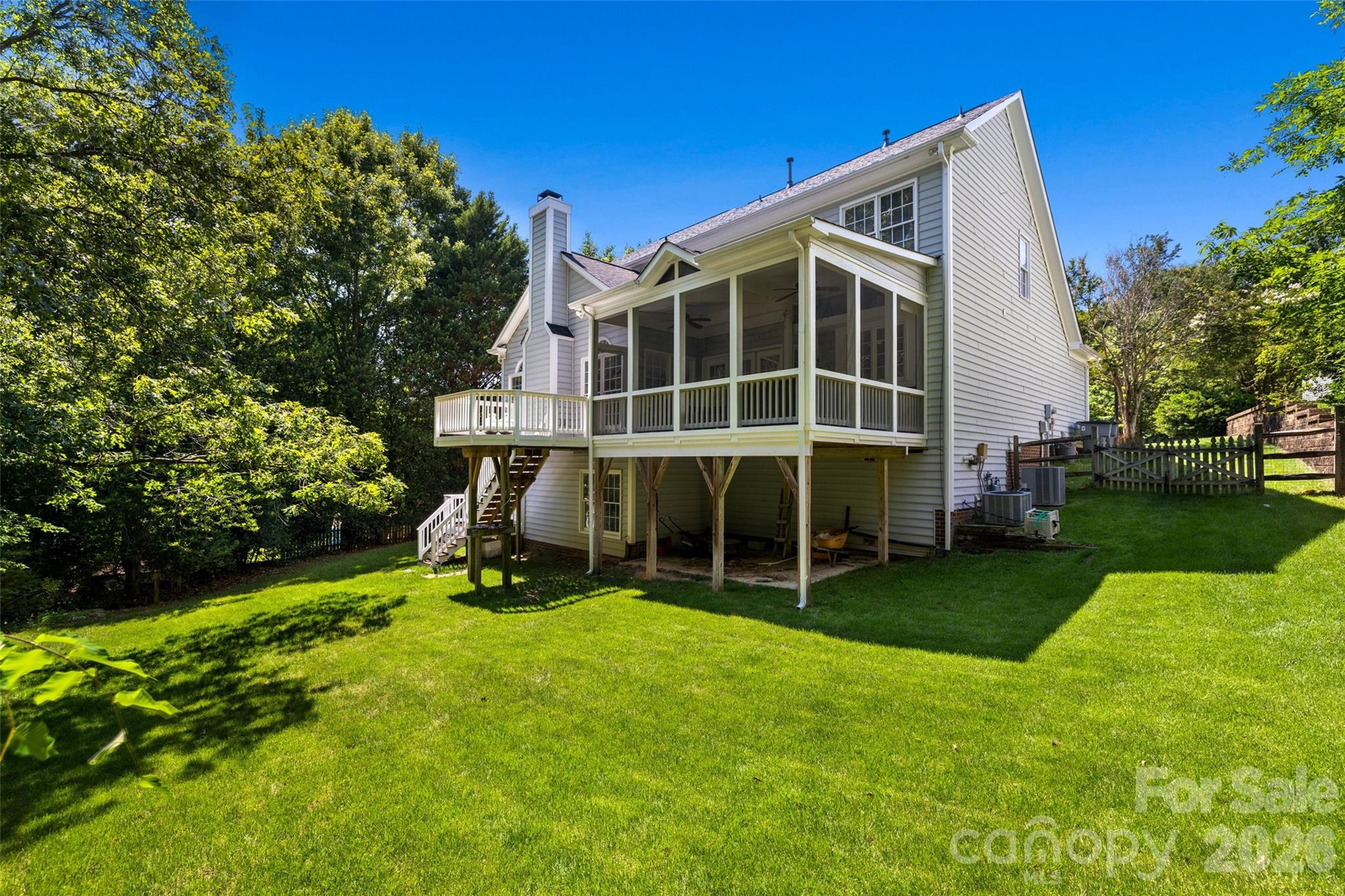 main property photo 36