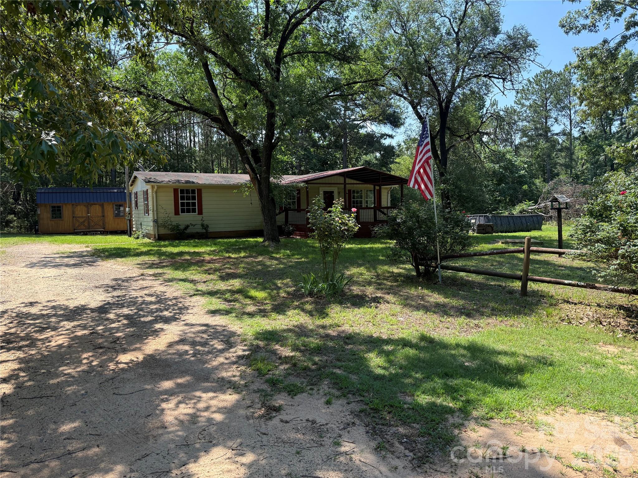 main property photo 29