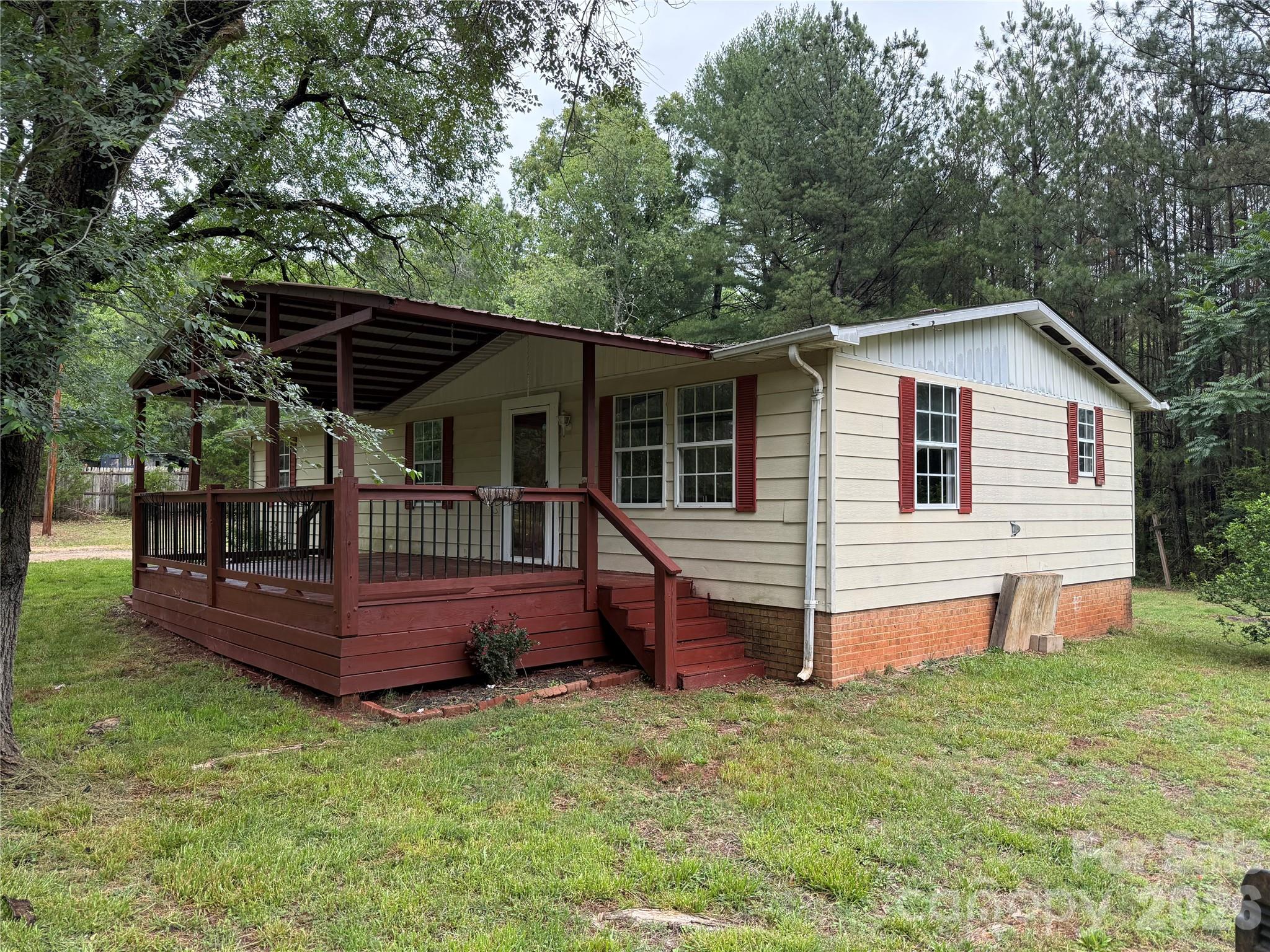 main property photo 3