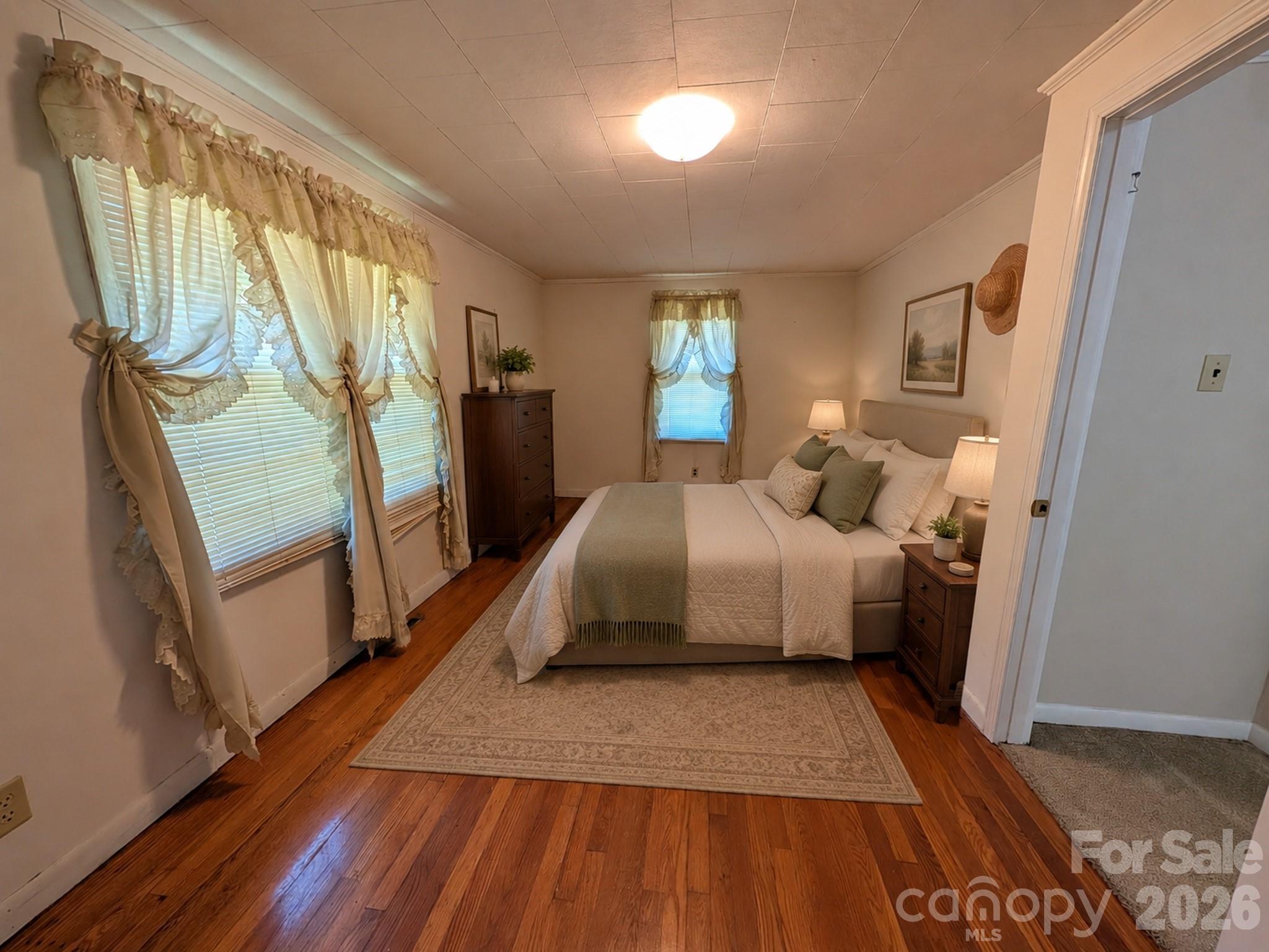 main property photo 16