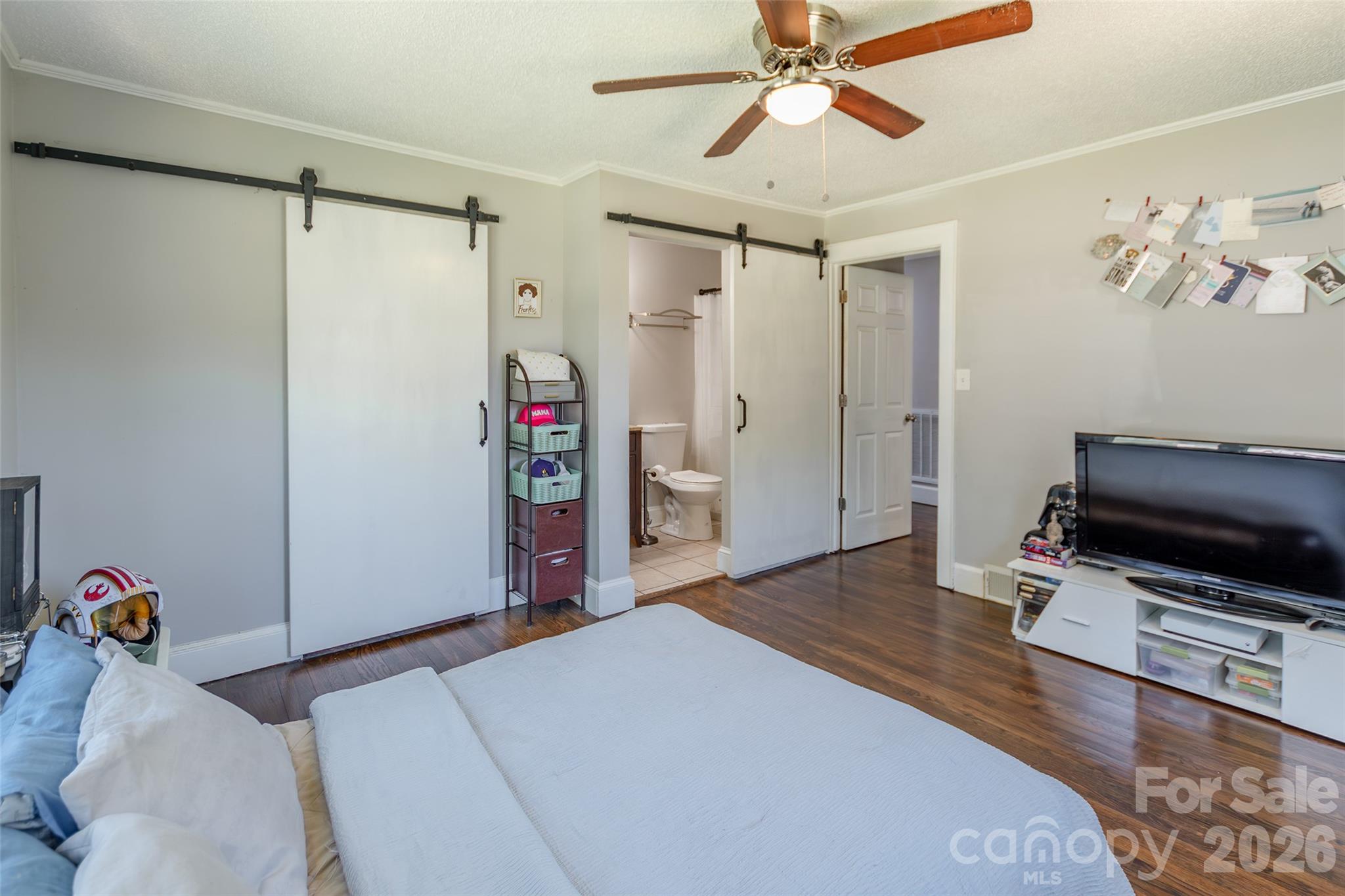 main property photo 15