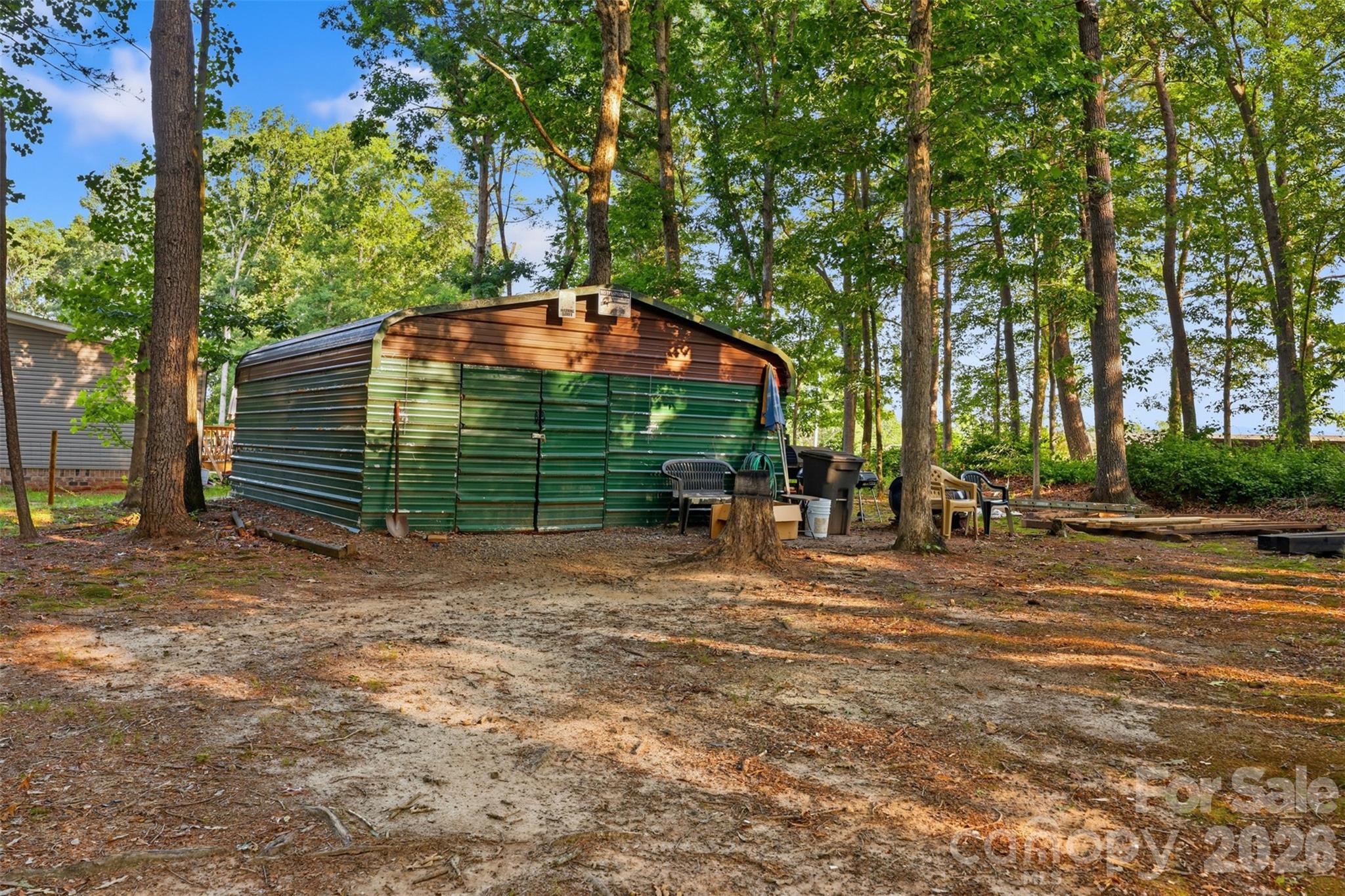 main property photo 38