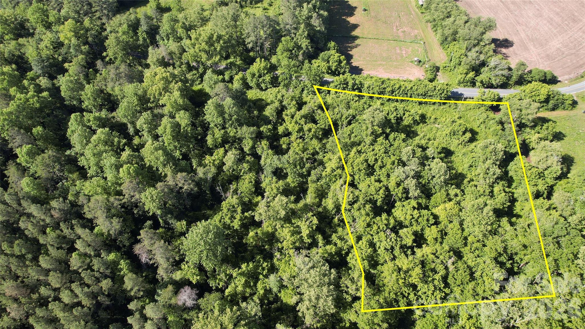 main property photo 19