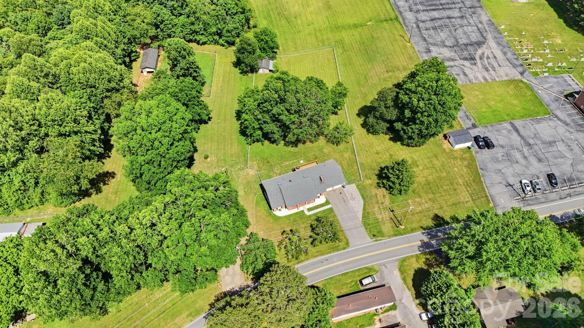 main property photo 45