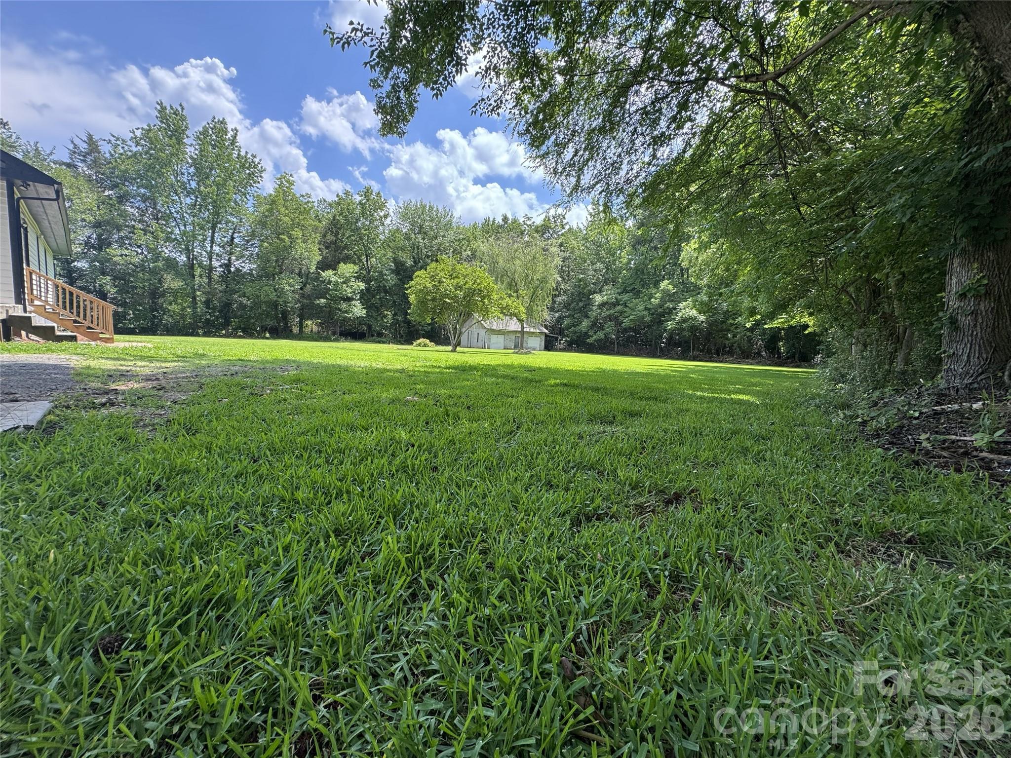 main property photo 27