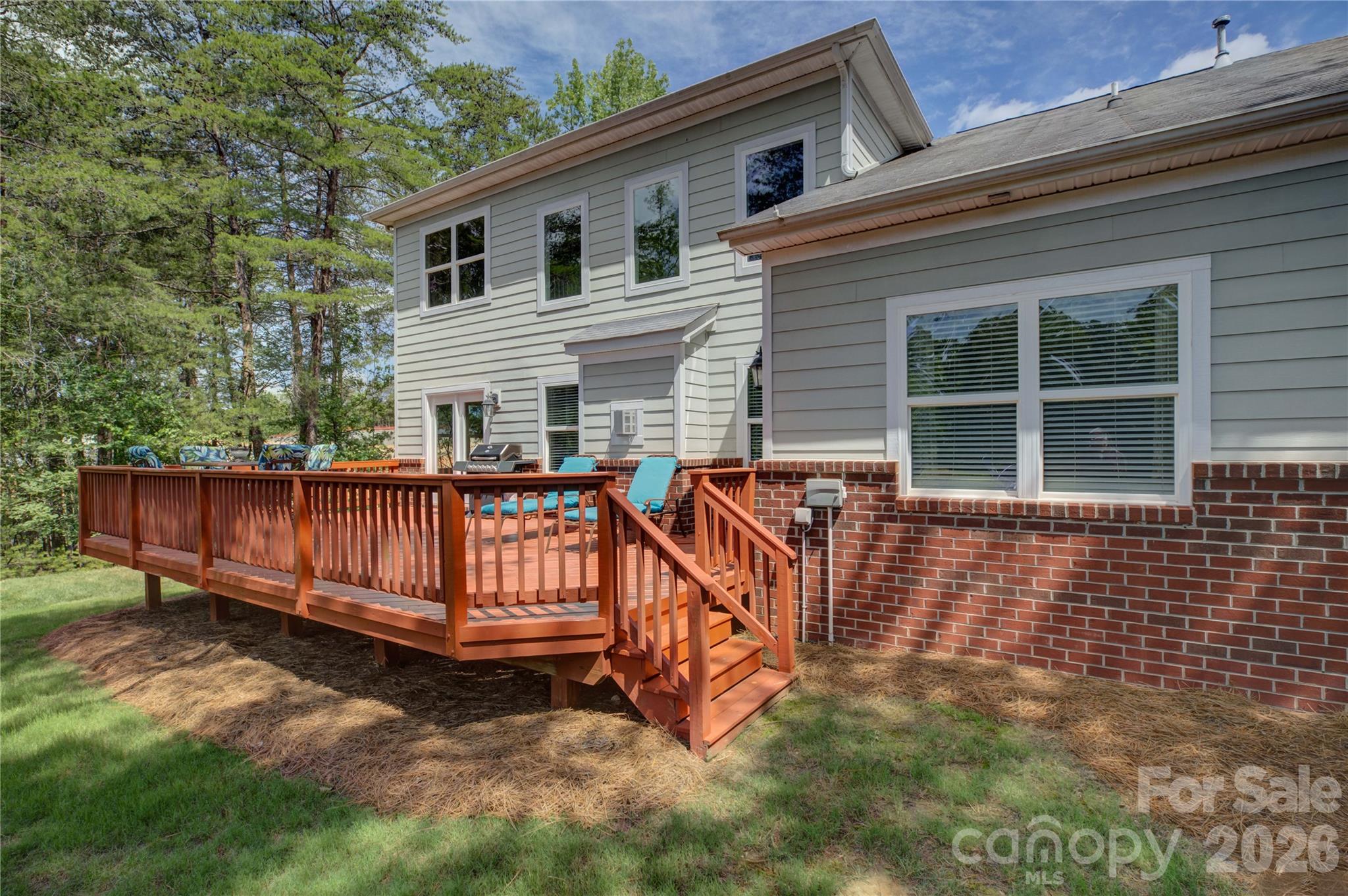 main property photo 43
