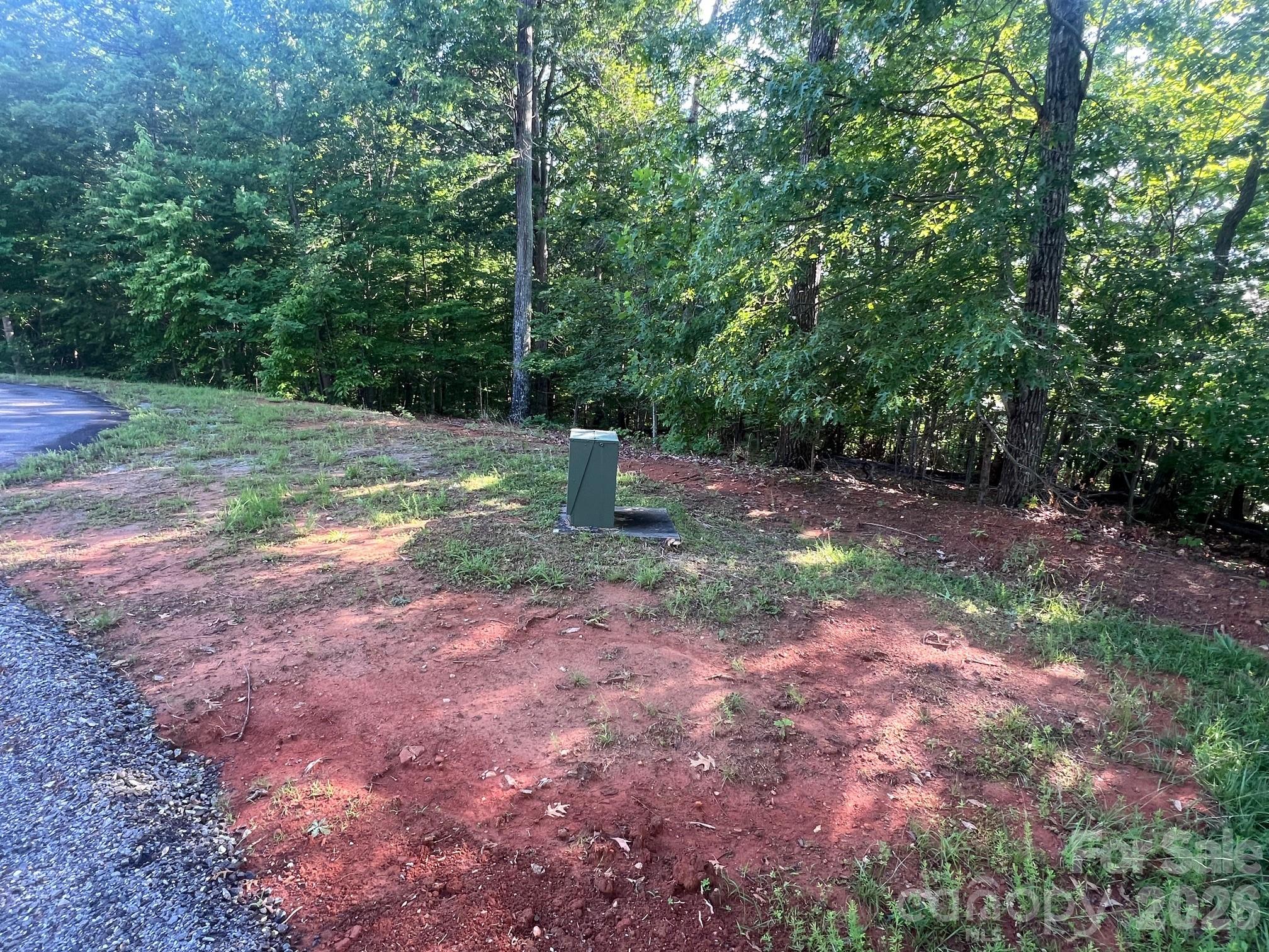 main property photo 8