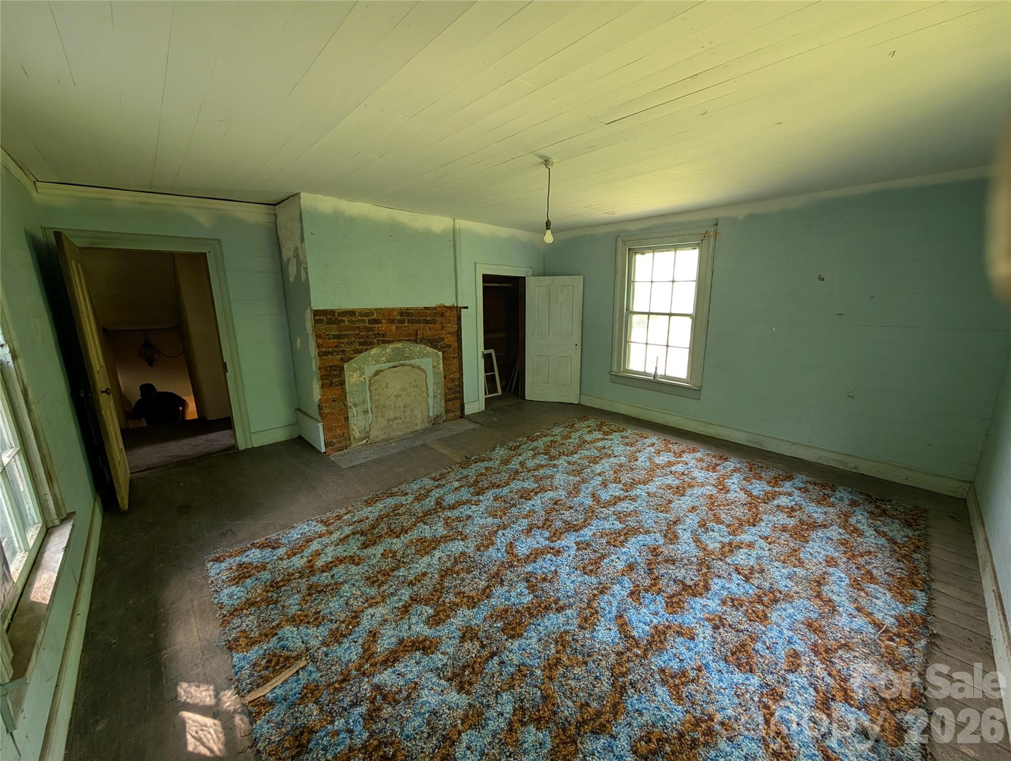 main property photo 20