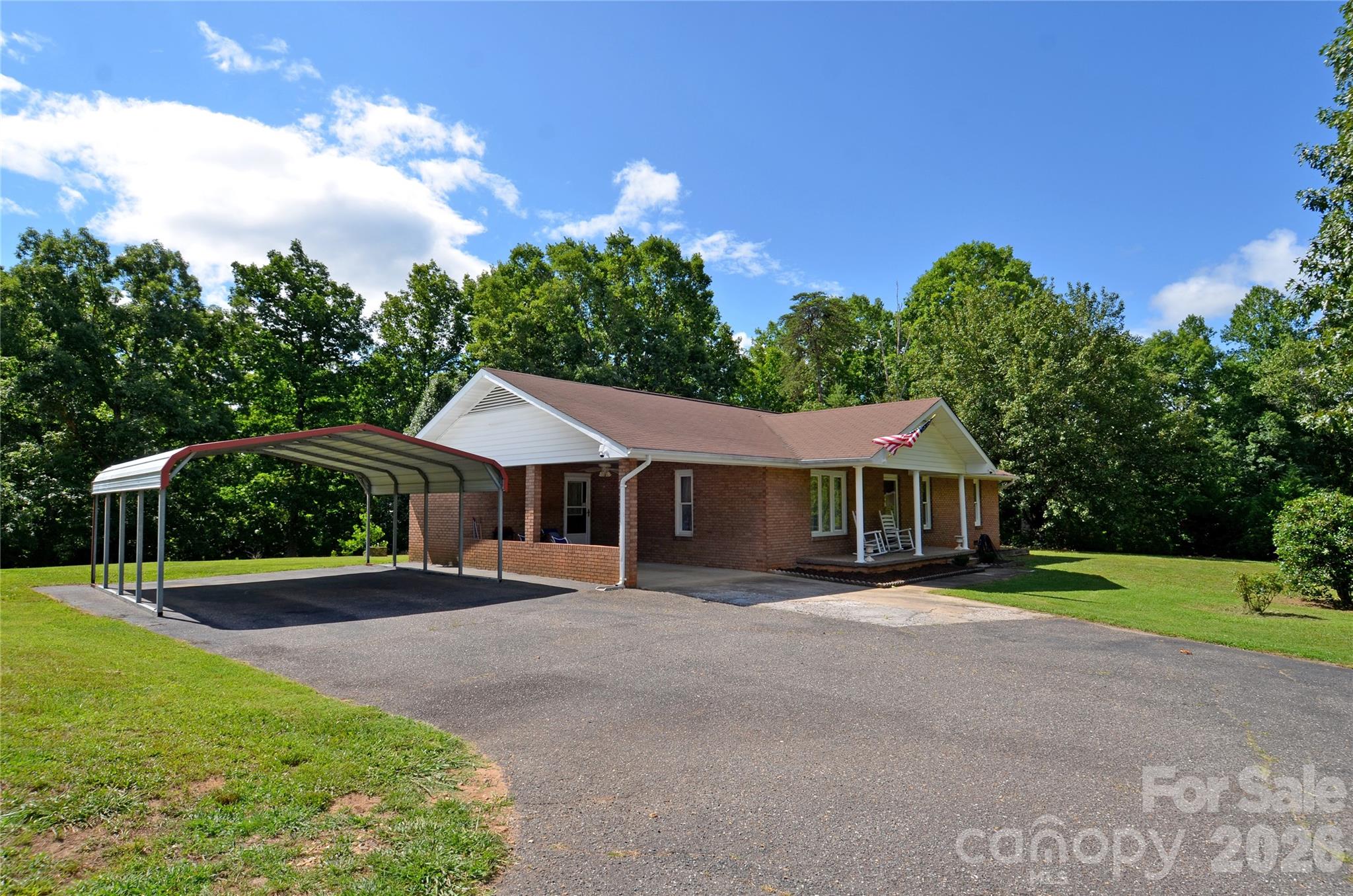 main property photo 5
