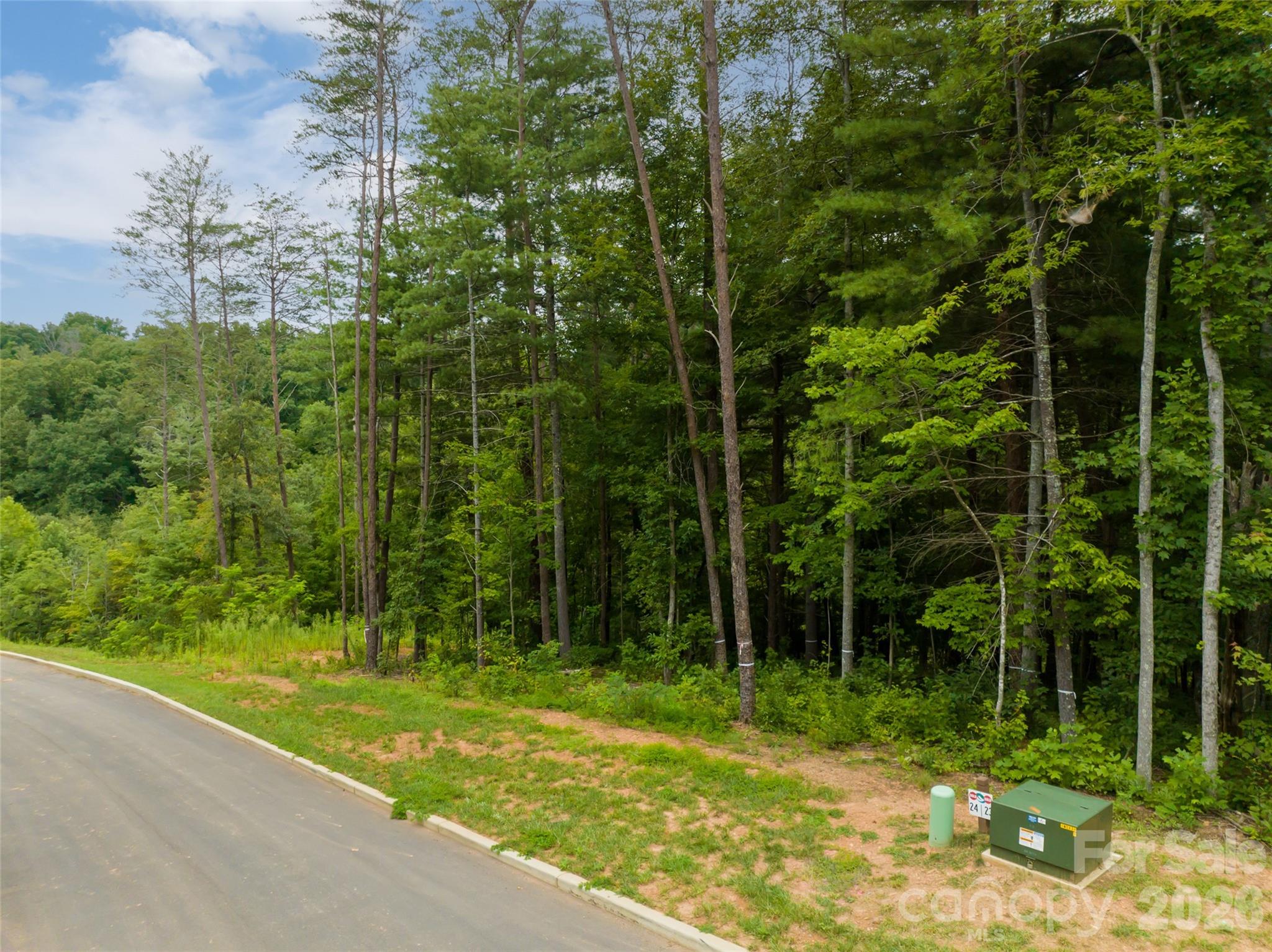 main property photo 8