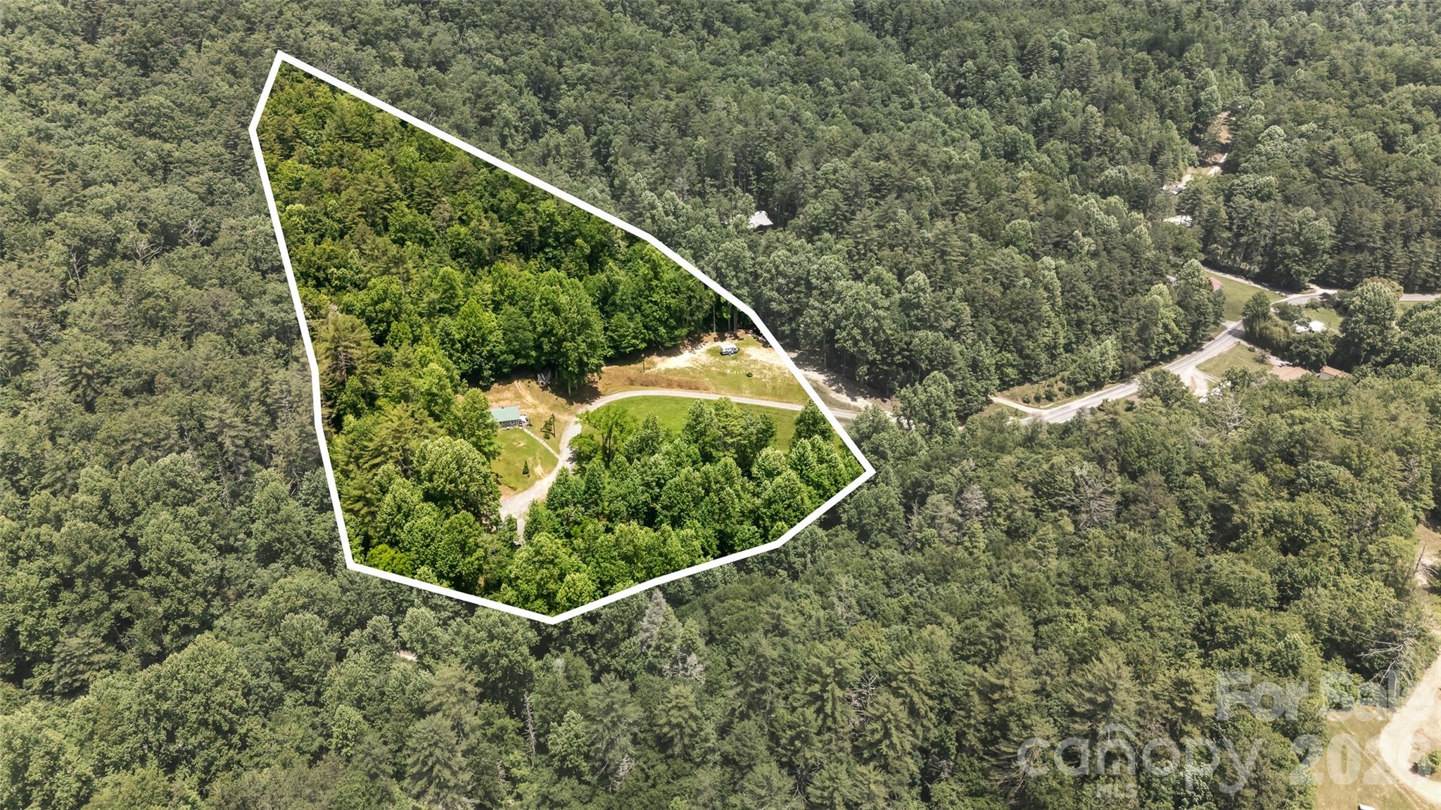 main property photo 33