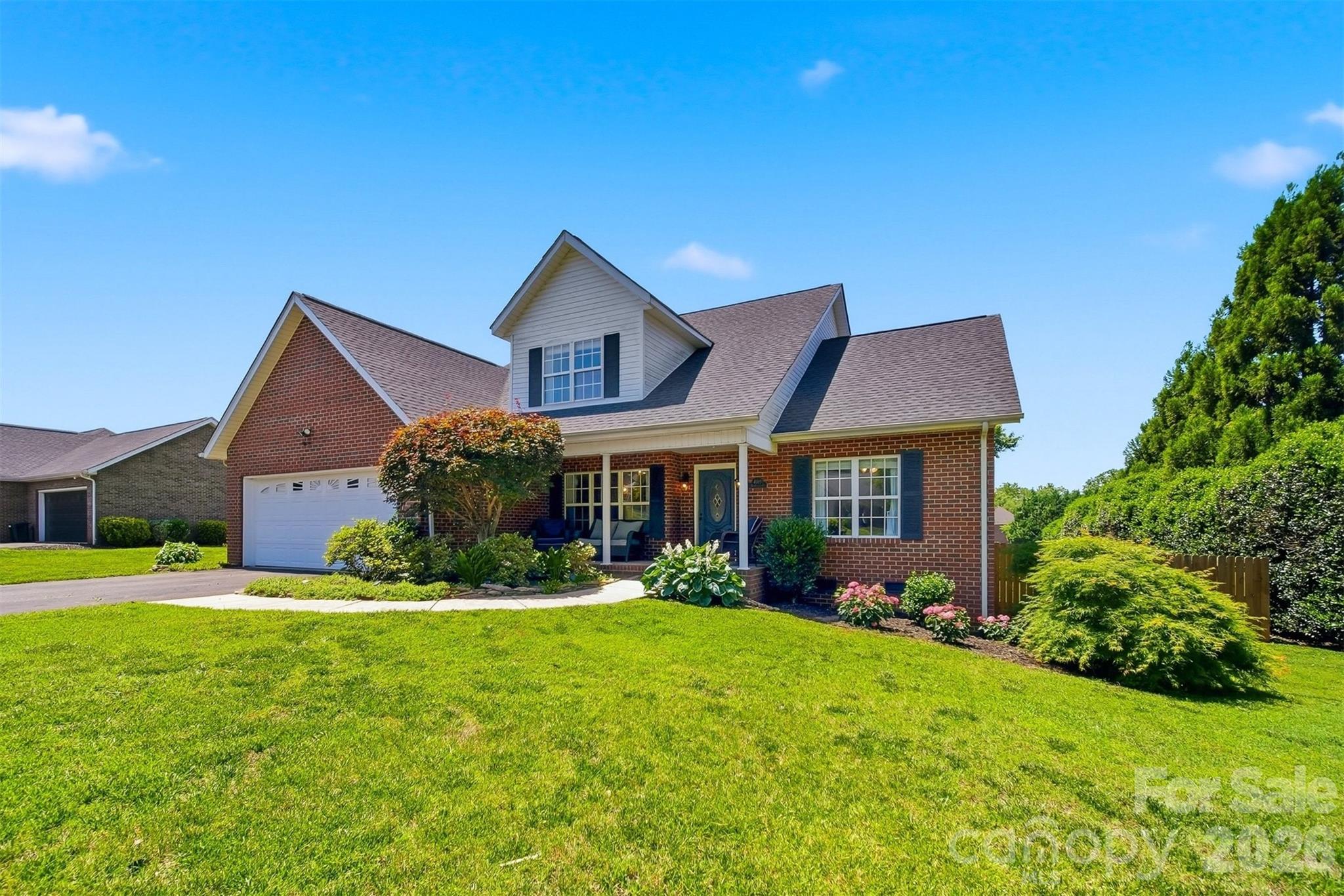 main property photo 4