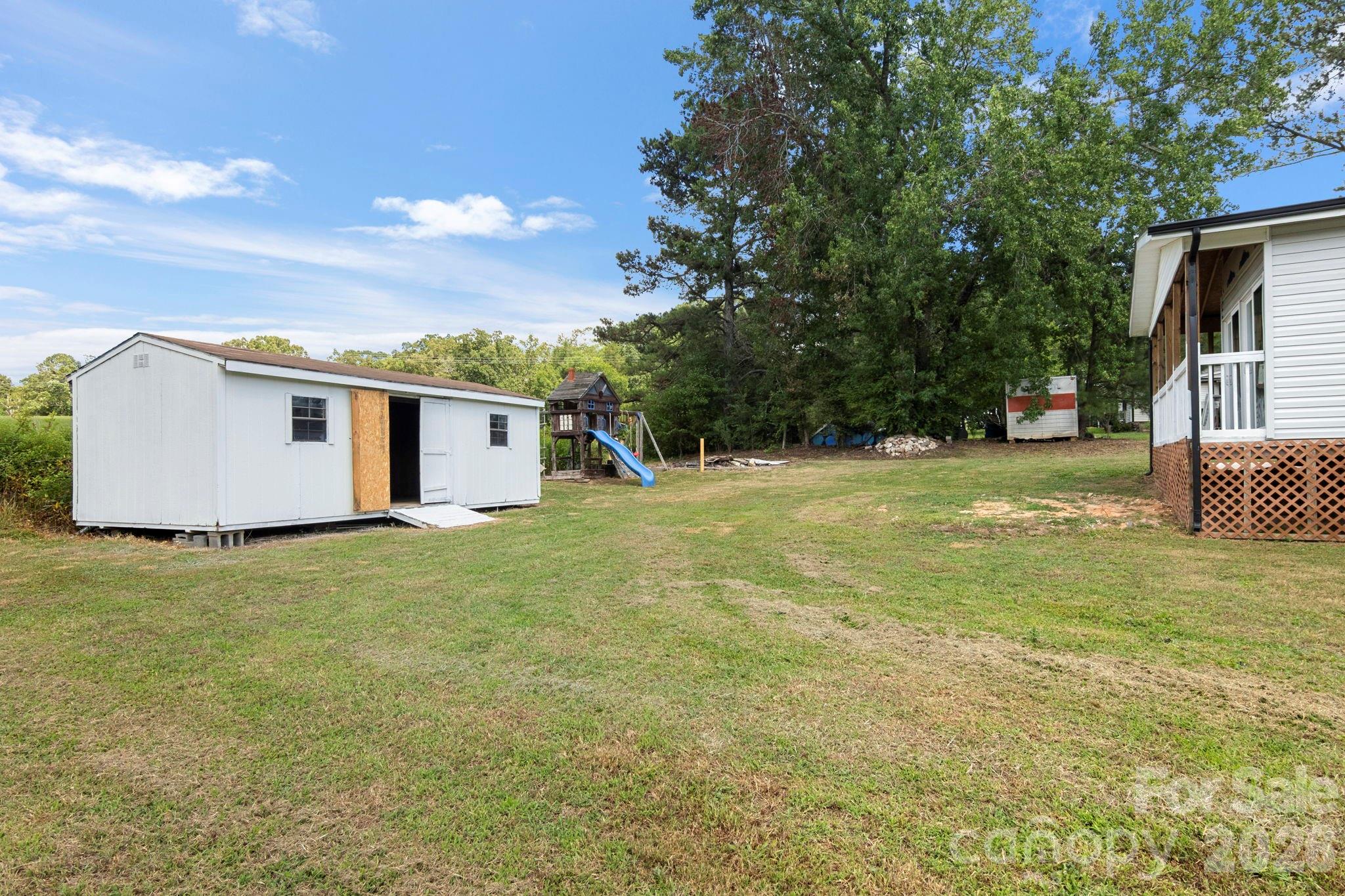 main property photo 29