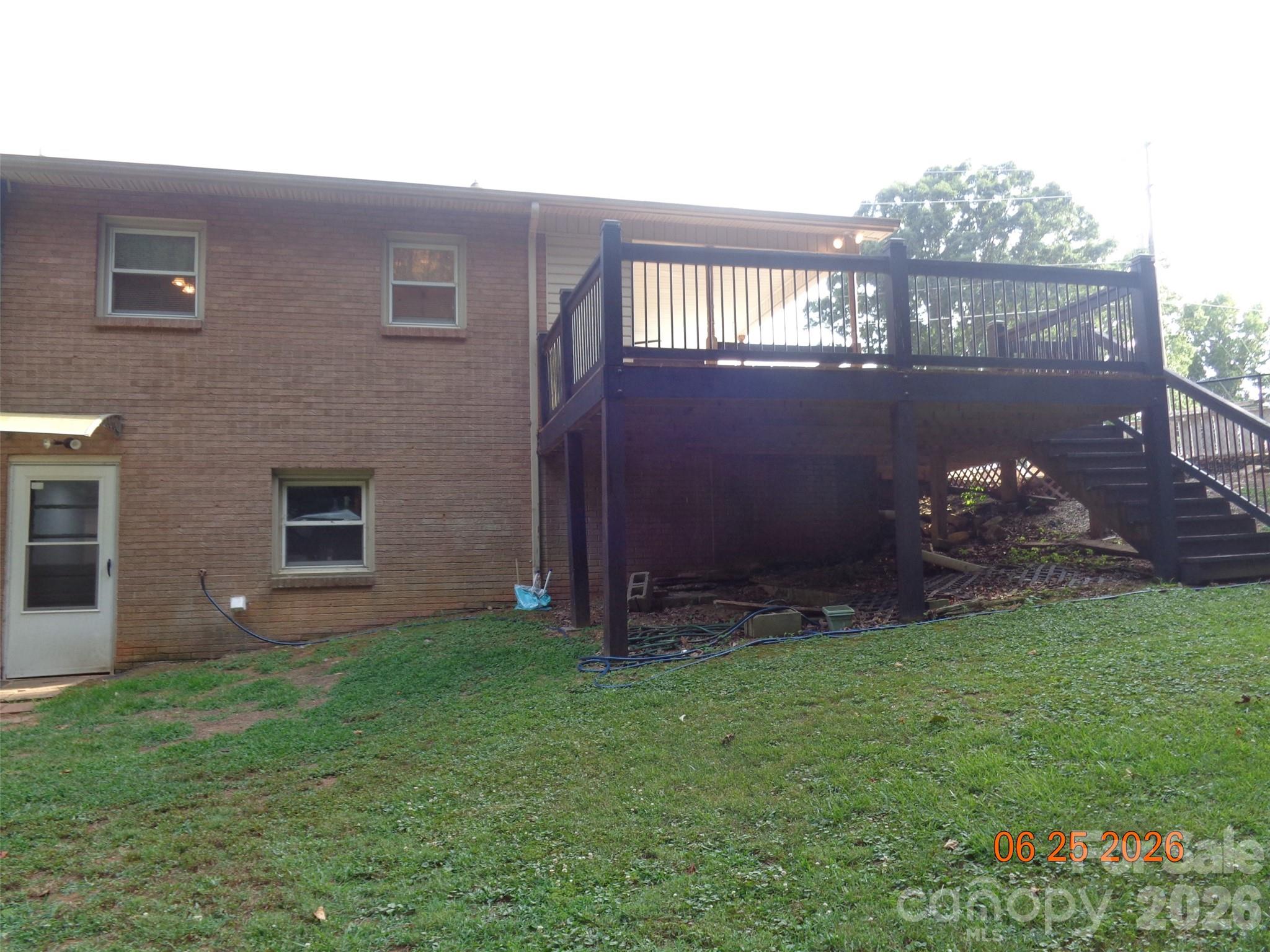 main property photo 29