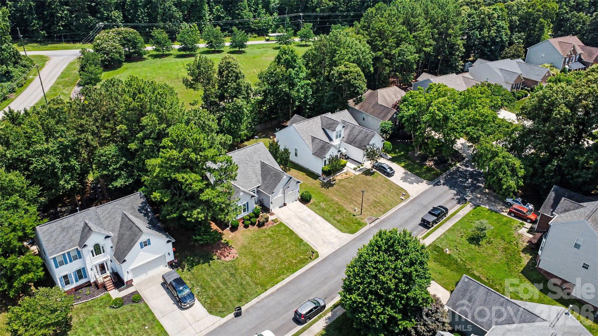 main property photo 34