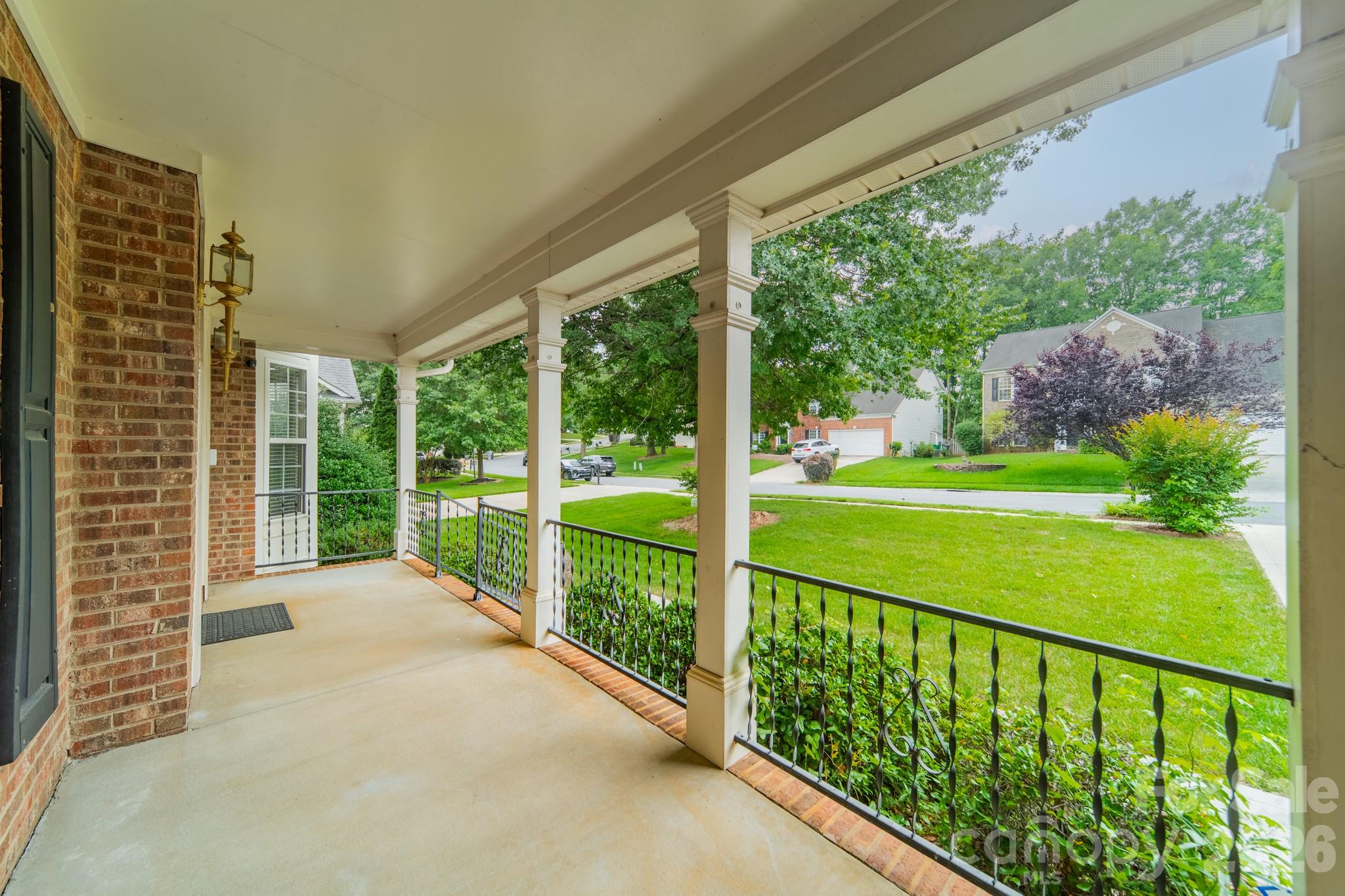 main property photo 4