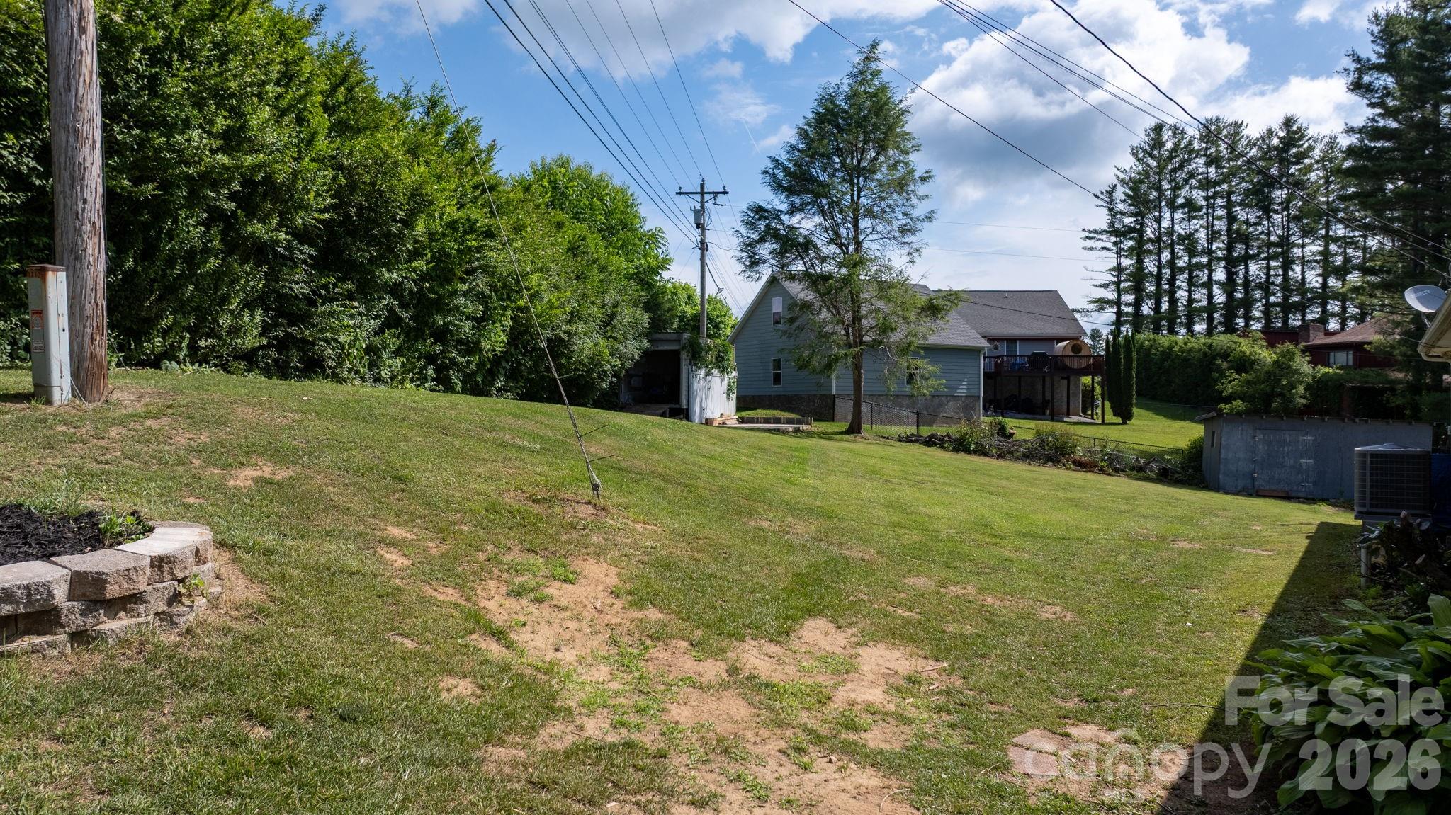 main property photo 24