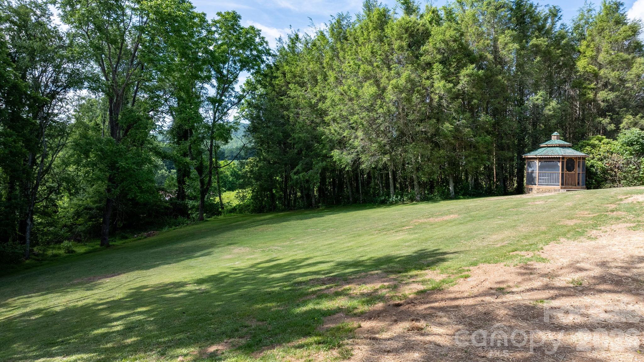 main property photo 31