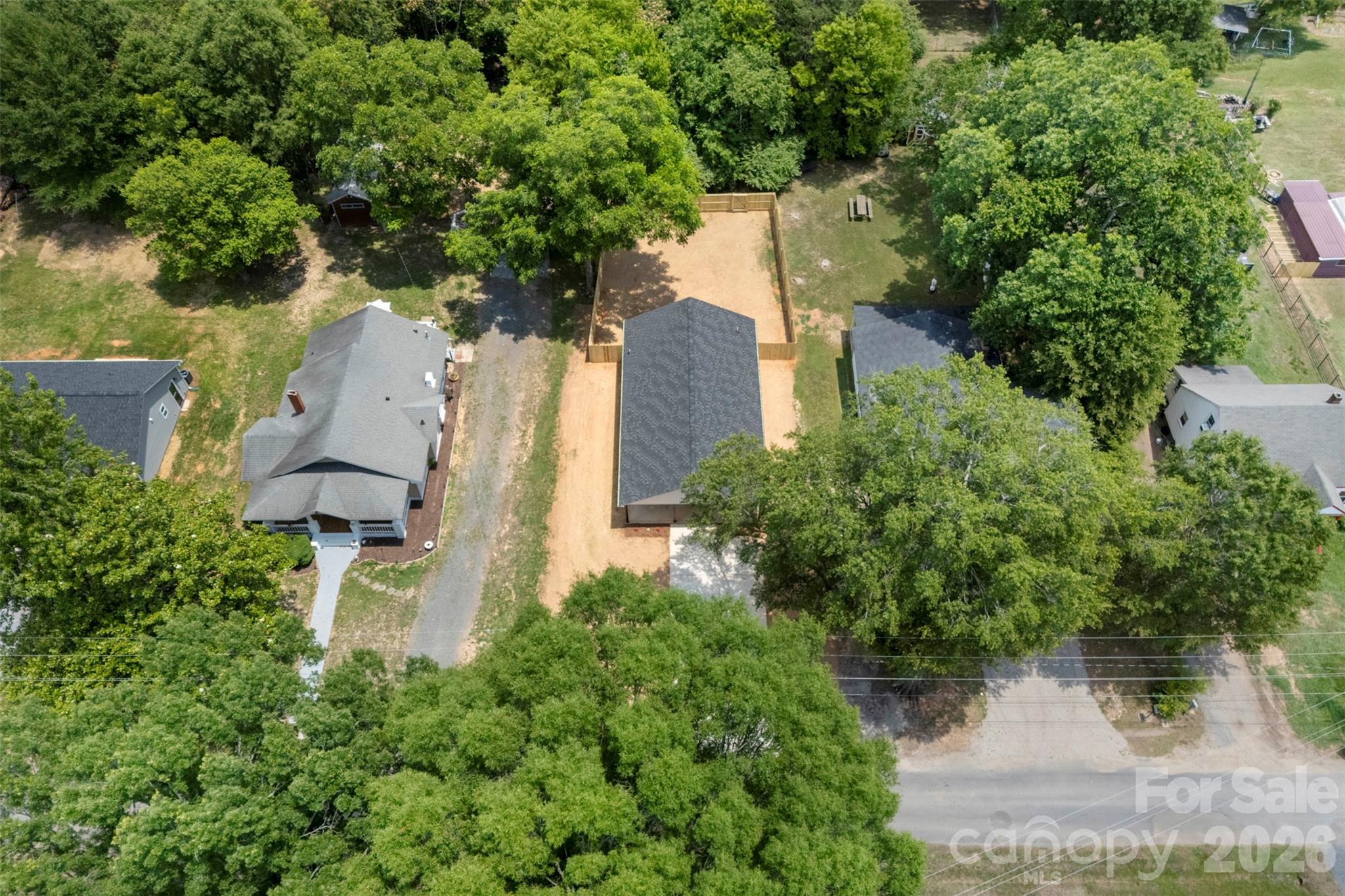 main property photo 32