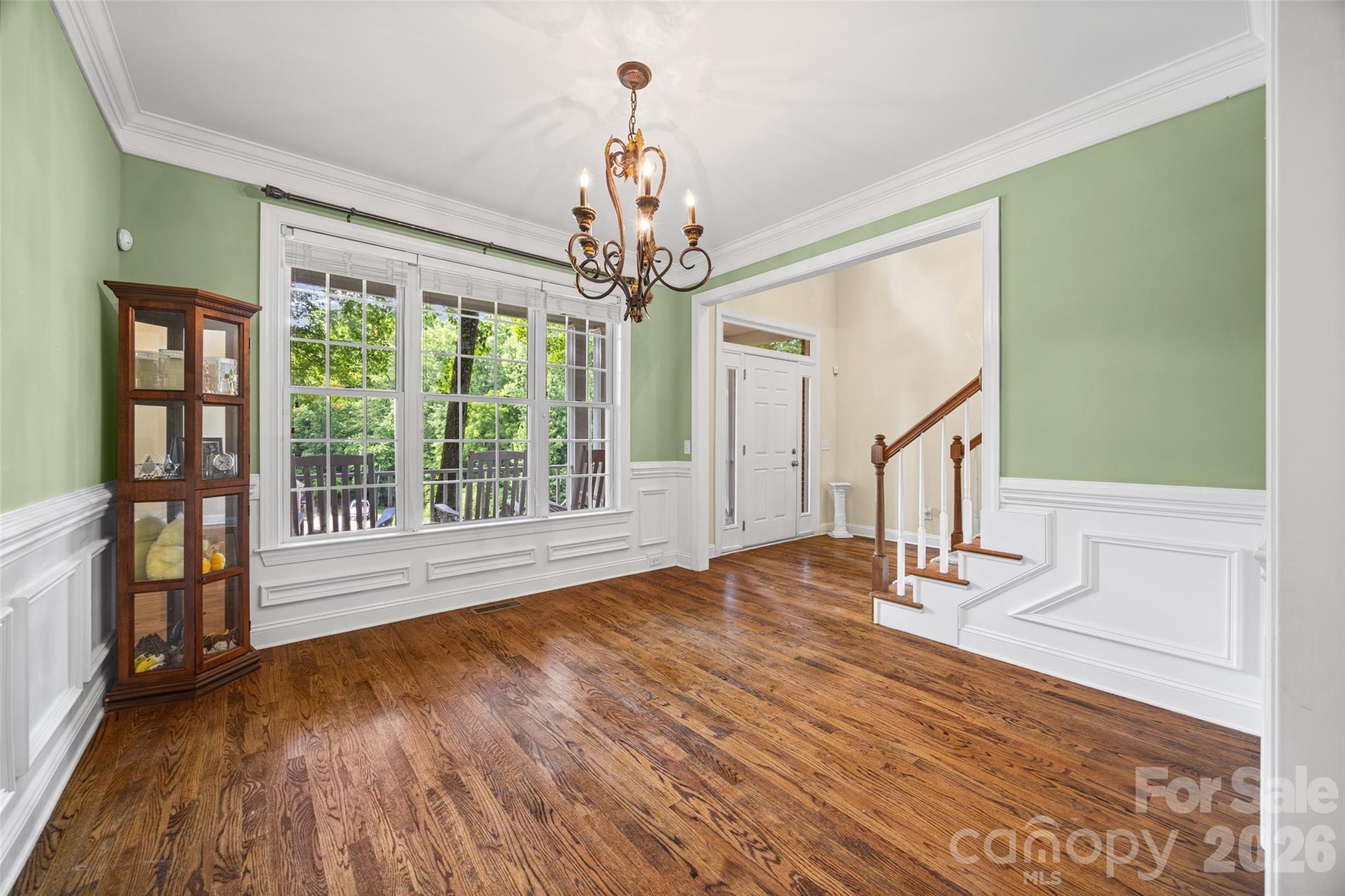 main property photo 12