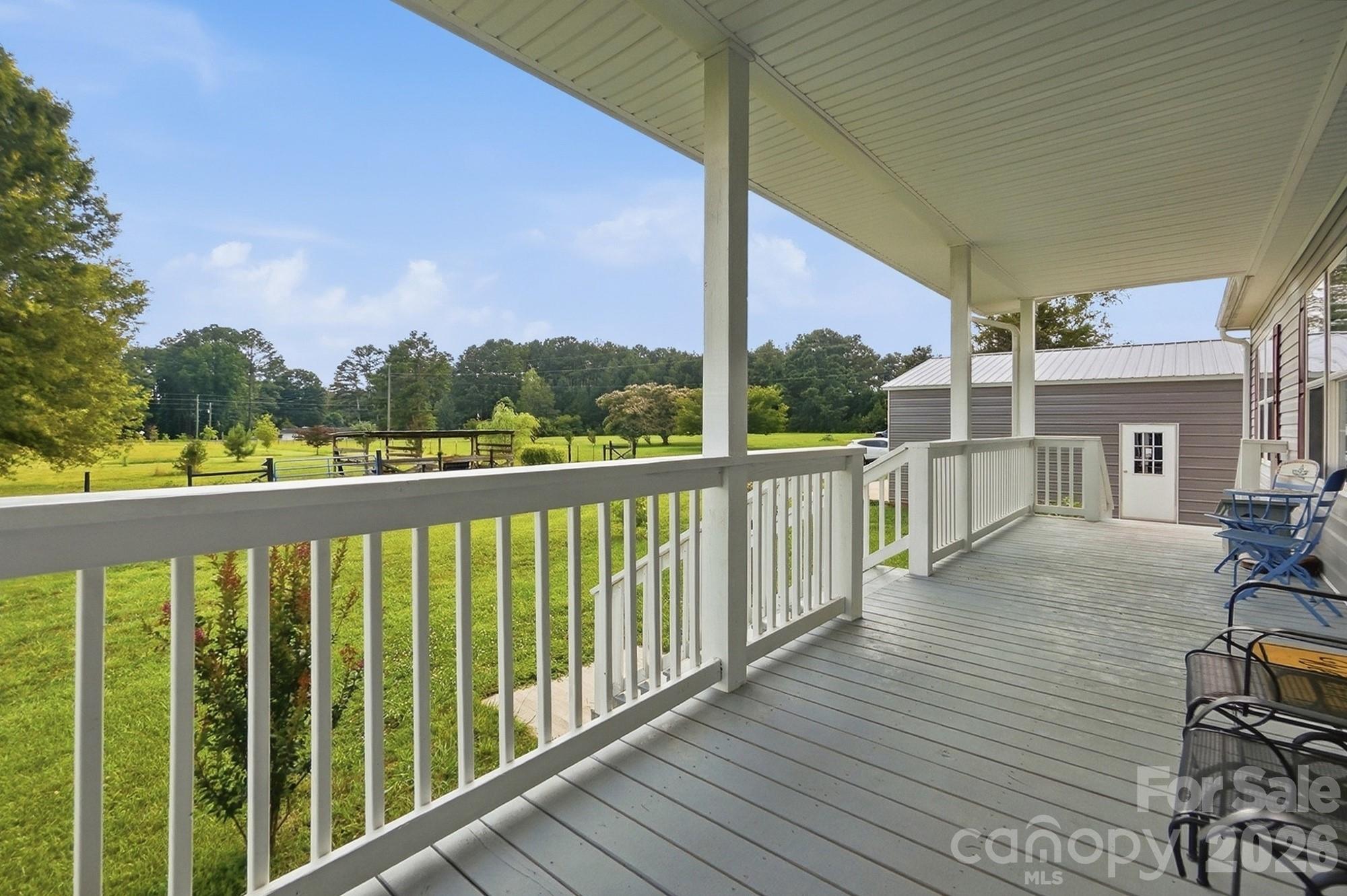 main property photo 7
