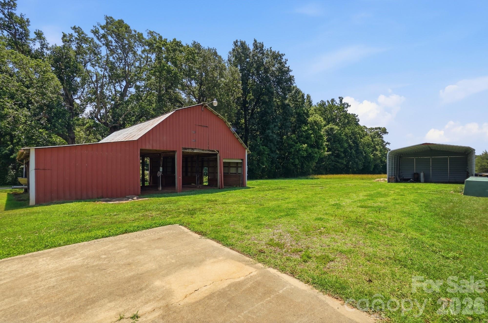 main property photo 44