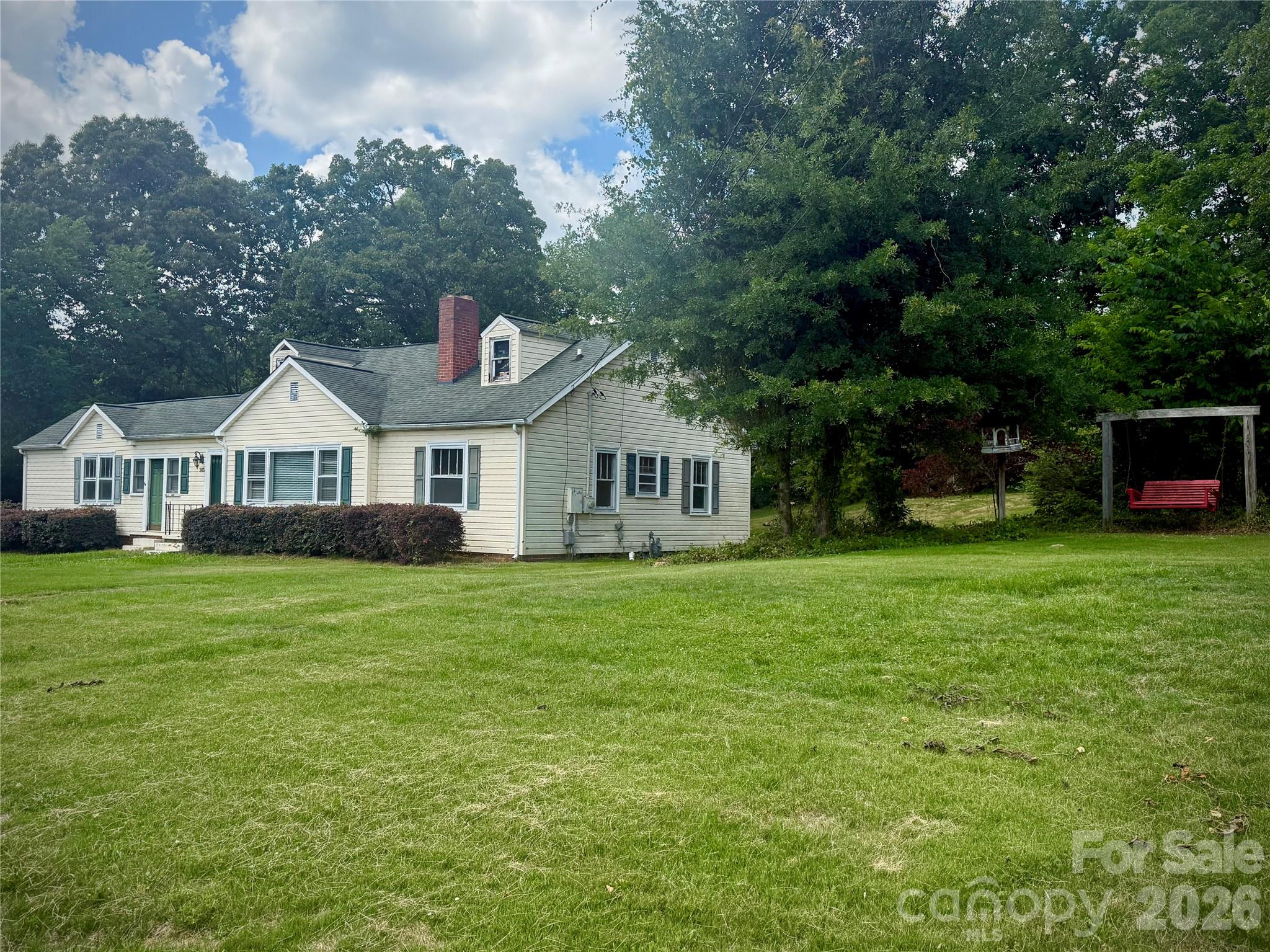 main property photo 2