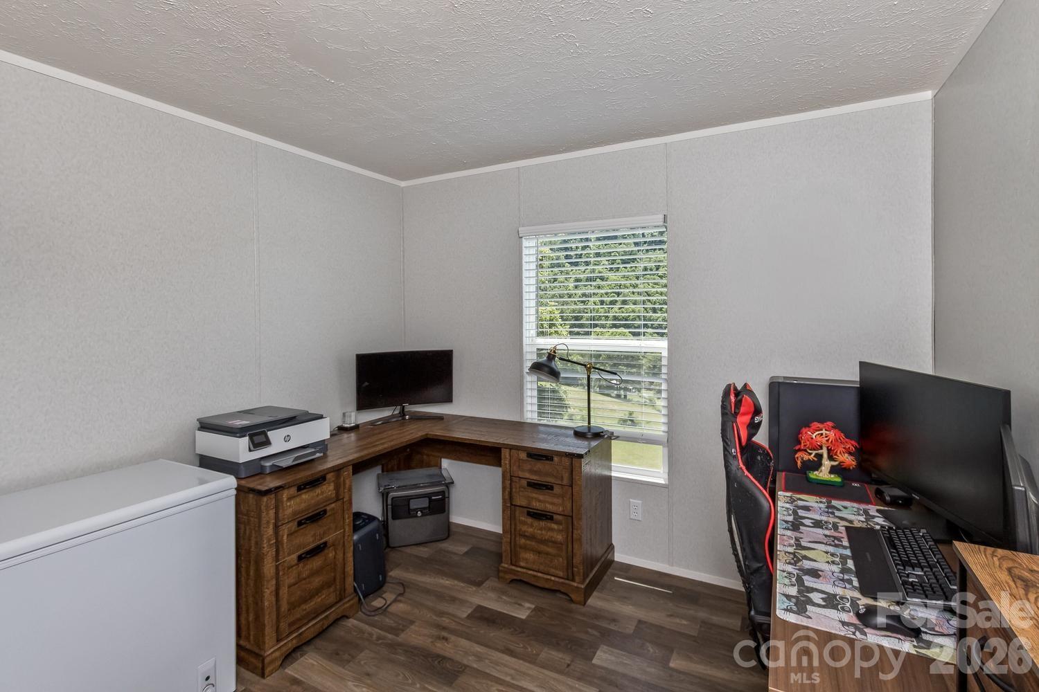 main property photo 35