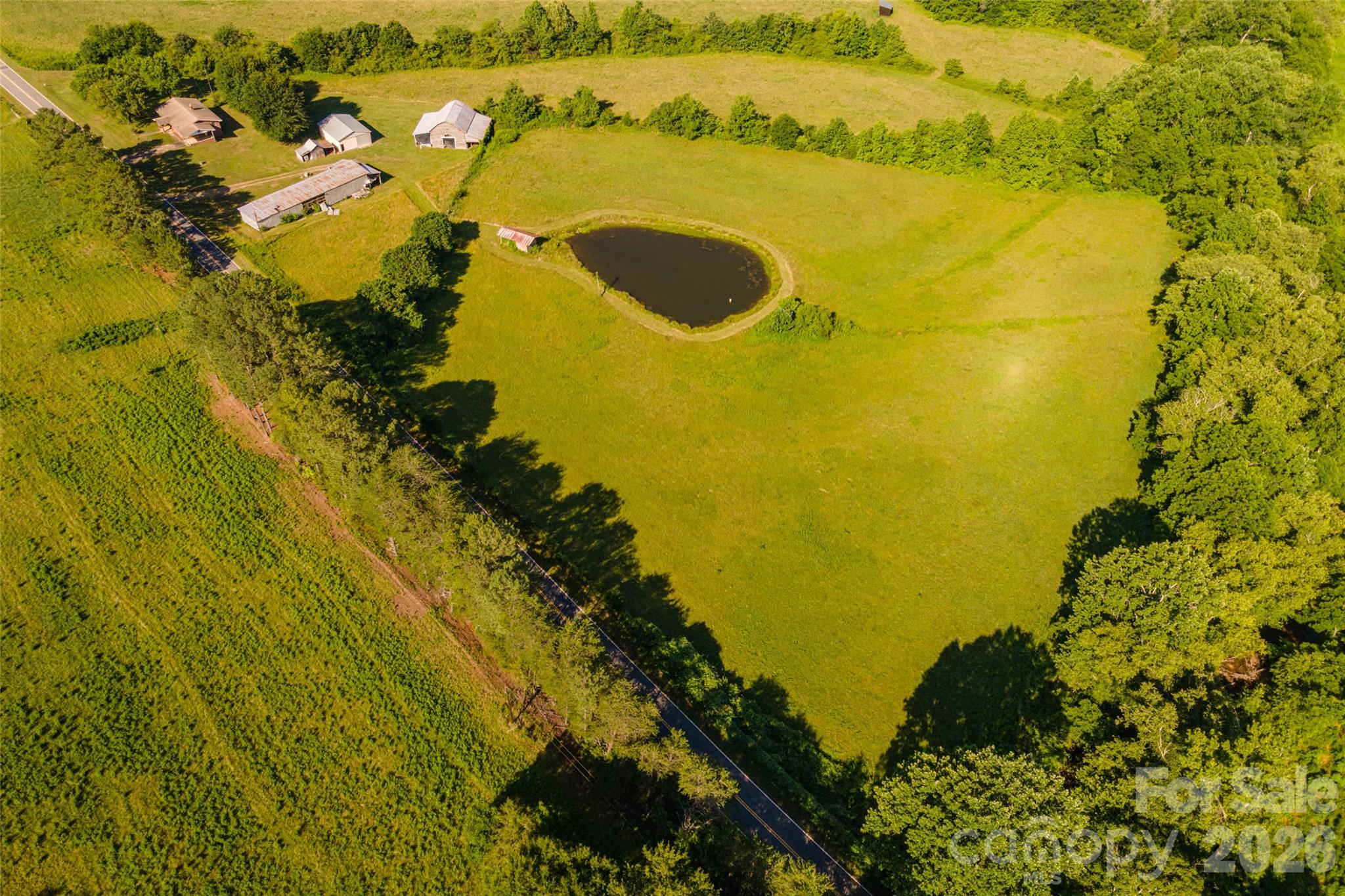 main property photo 8