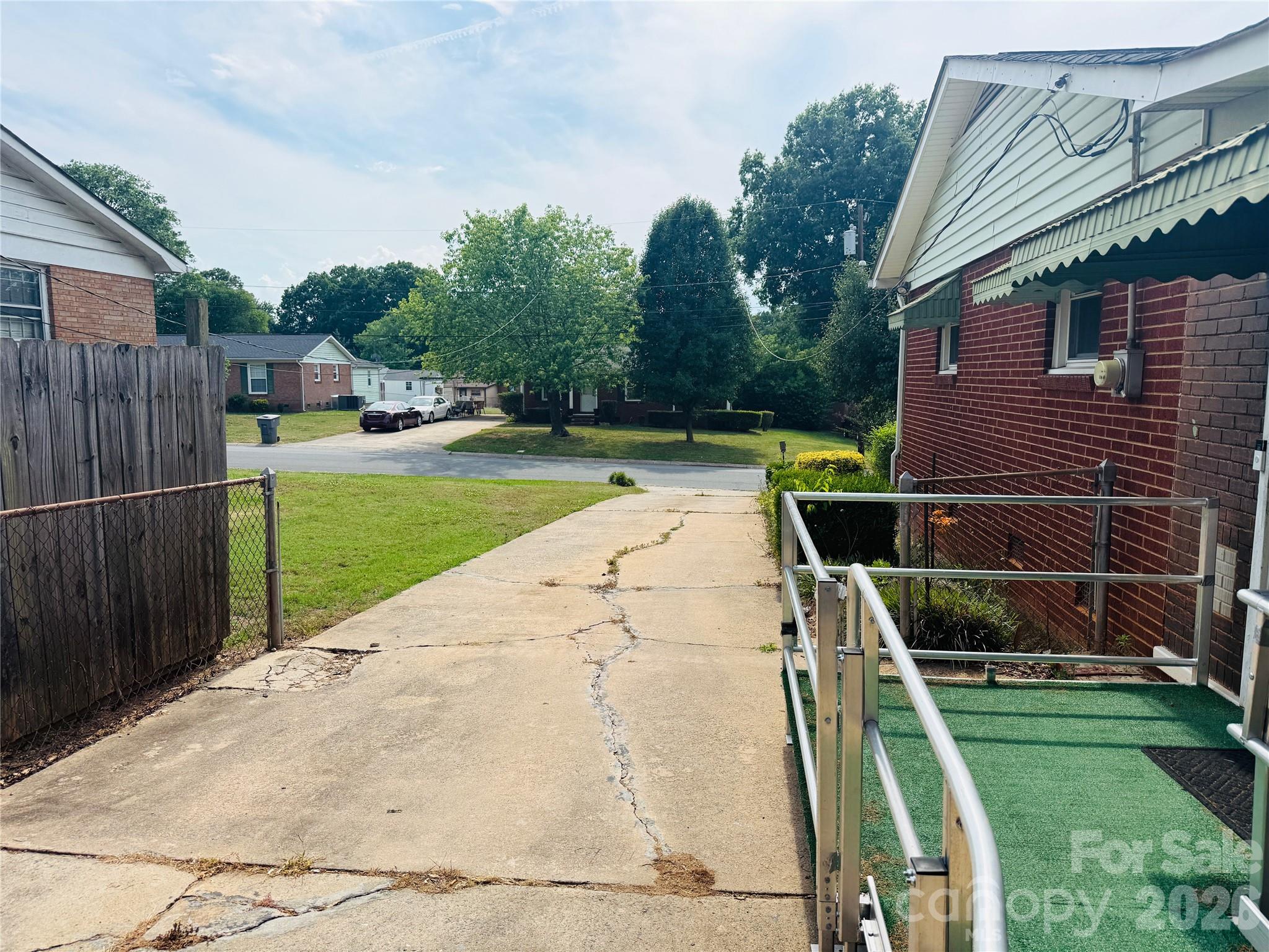 main property photo 30