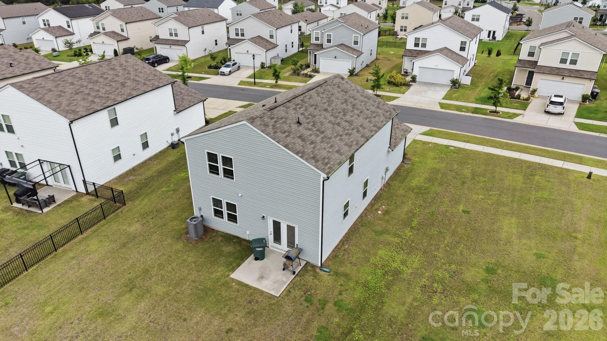 main property photo 38