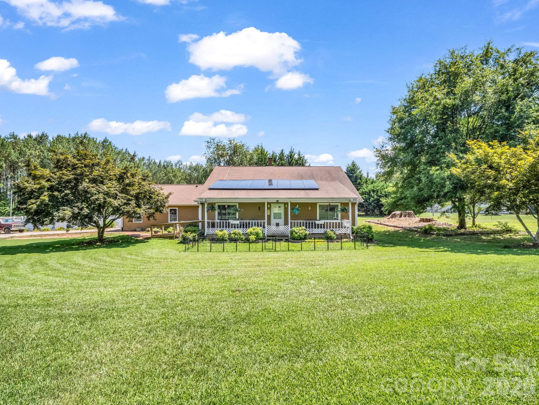 main property photo 5