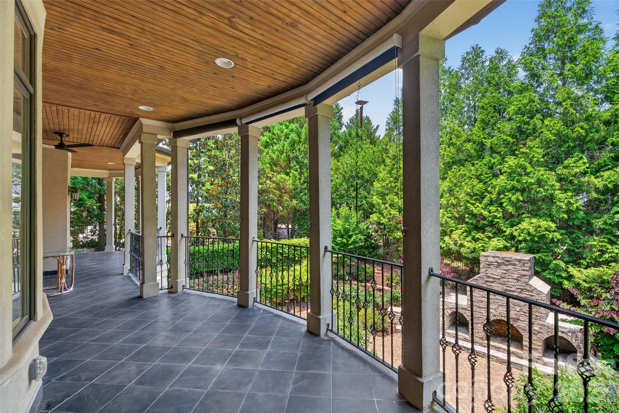 main property photo 45