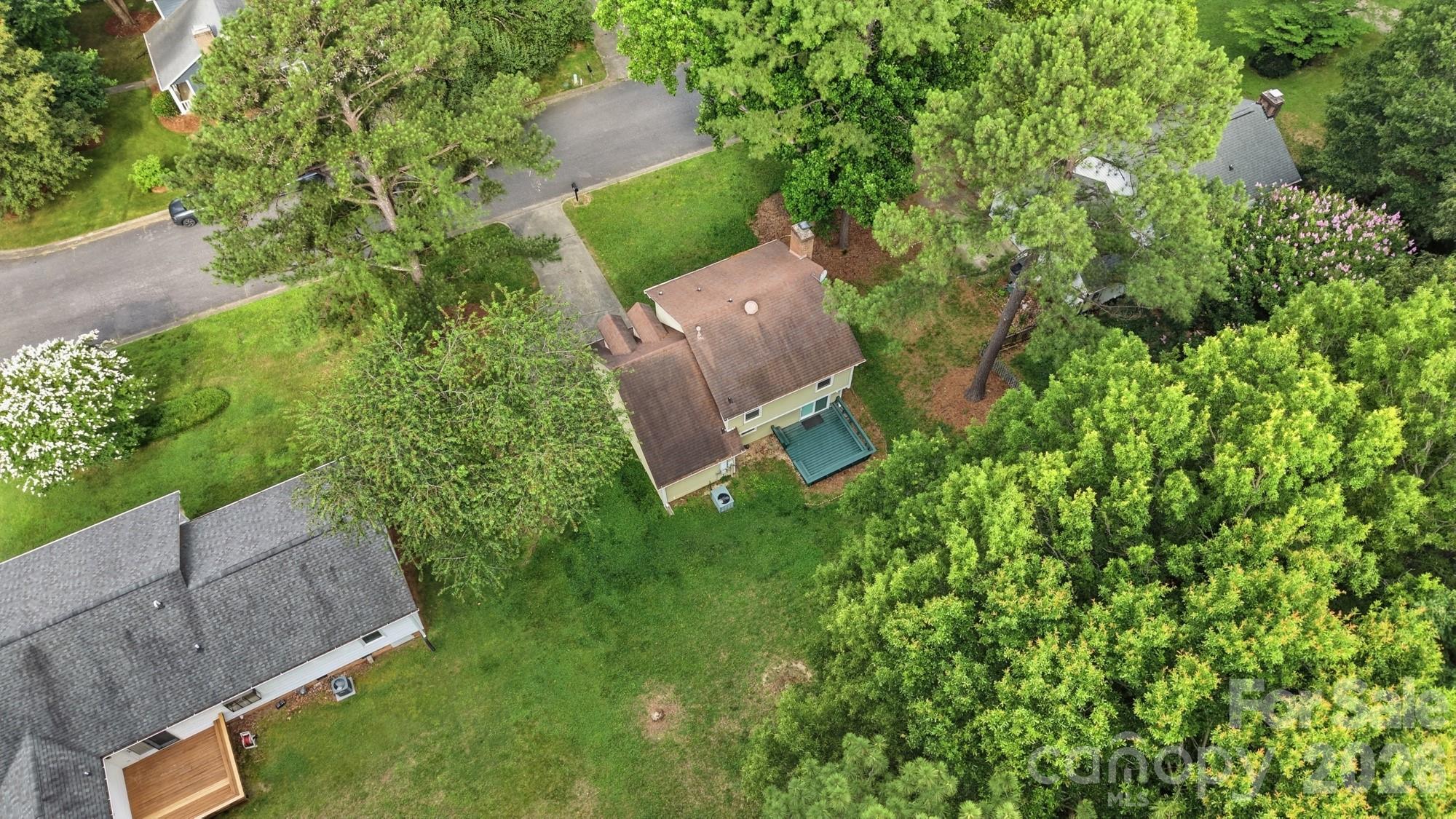 main property photo 27